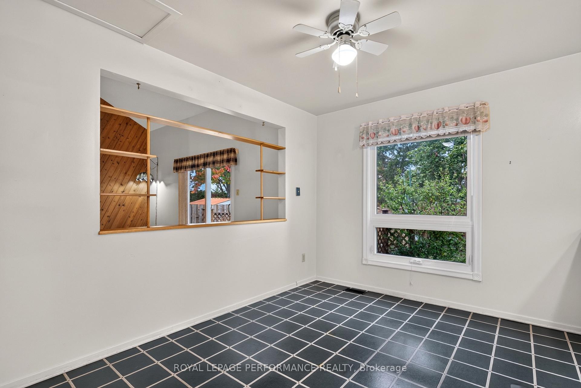Photo 14 of 6198 Voyageur Drive, Ottawa, Convent Glen — HOMEH