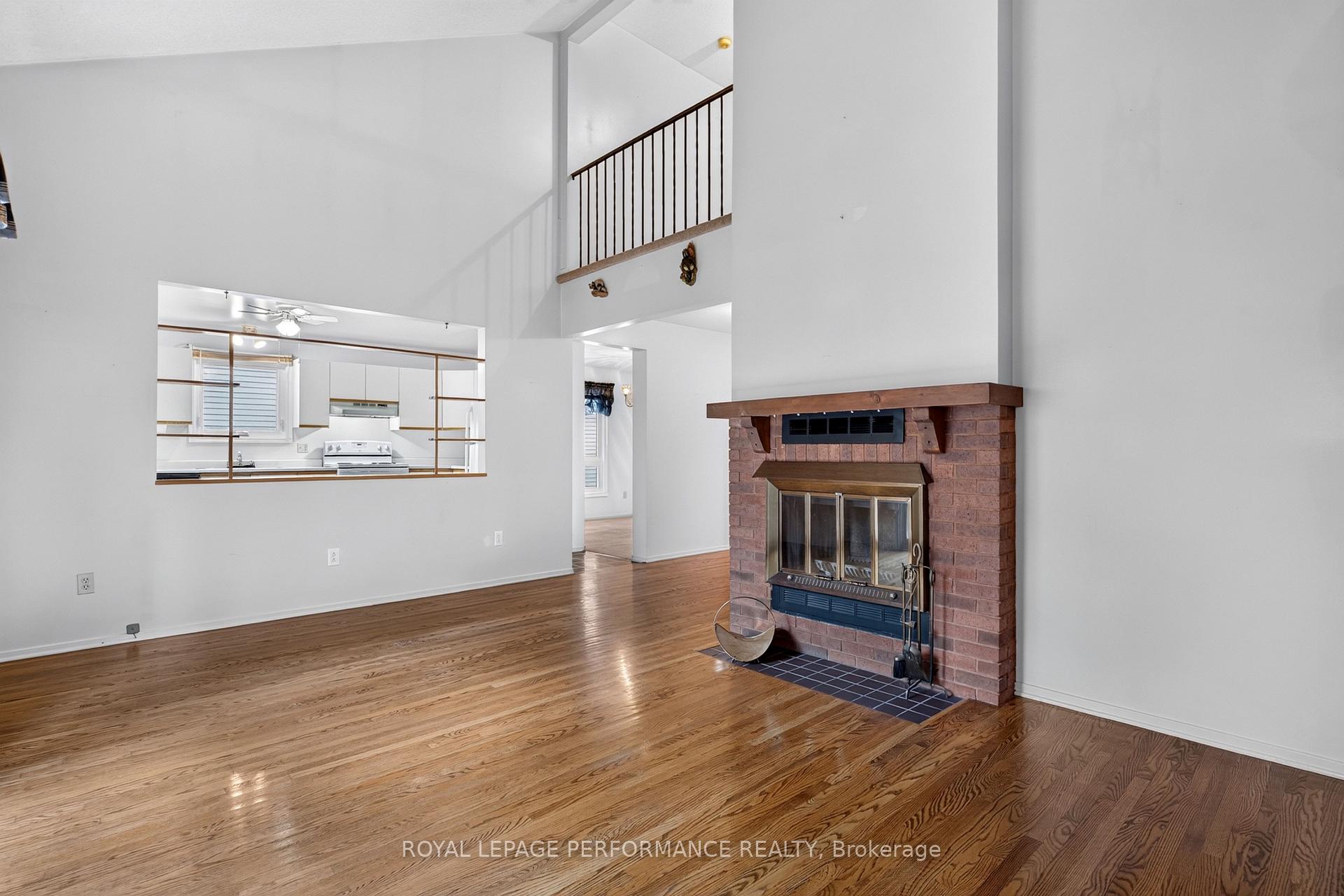 Photo 19 of 6198 Voyageur Drive, Ottawa, Convent Glen — HOMEH