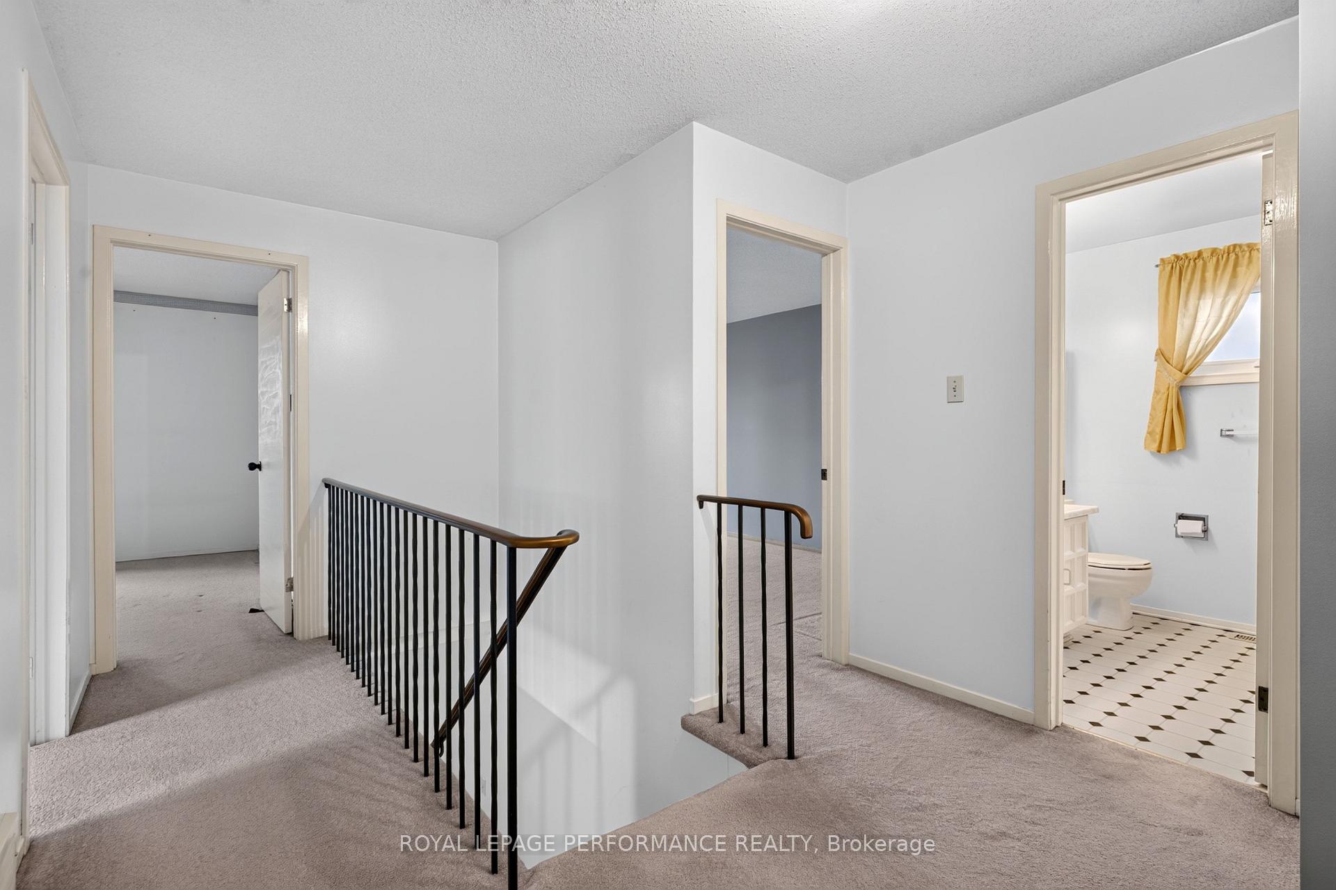 Photo 21 of 6198 Voyageur Drive, Ottawa, Convent Glen — HOMEH