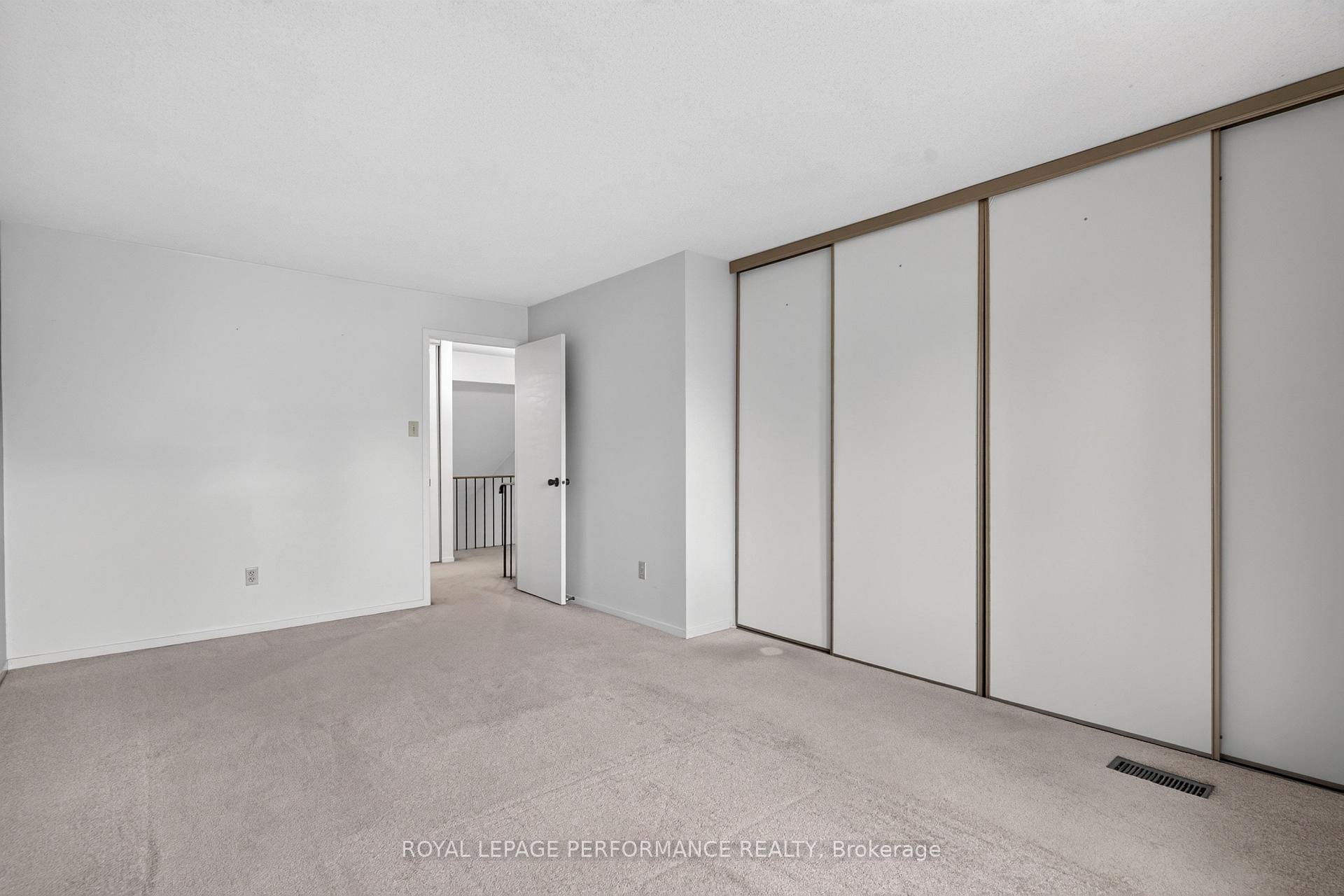 Photo 24 of 6198 Voyageur Drive, Ottawa, Convent Glen — HOMEH