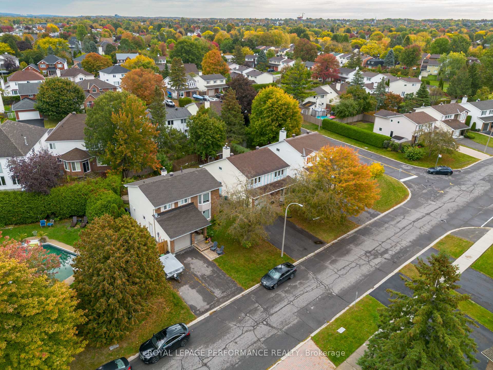 Photo 46 of 6198 Voyageur Drive, Ottawa, Convent Glen — HOMEH