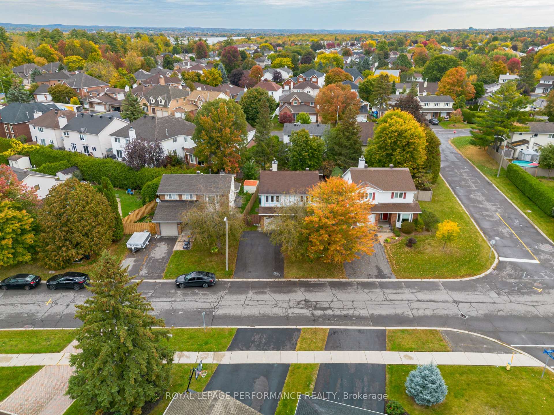 Photo 47 of 6198 Voyageur Drive, Ottawa, Convent Glen — HOMEH