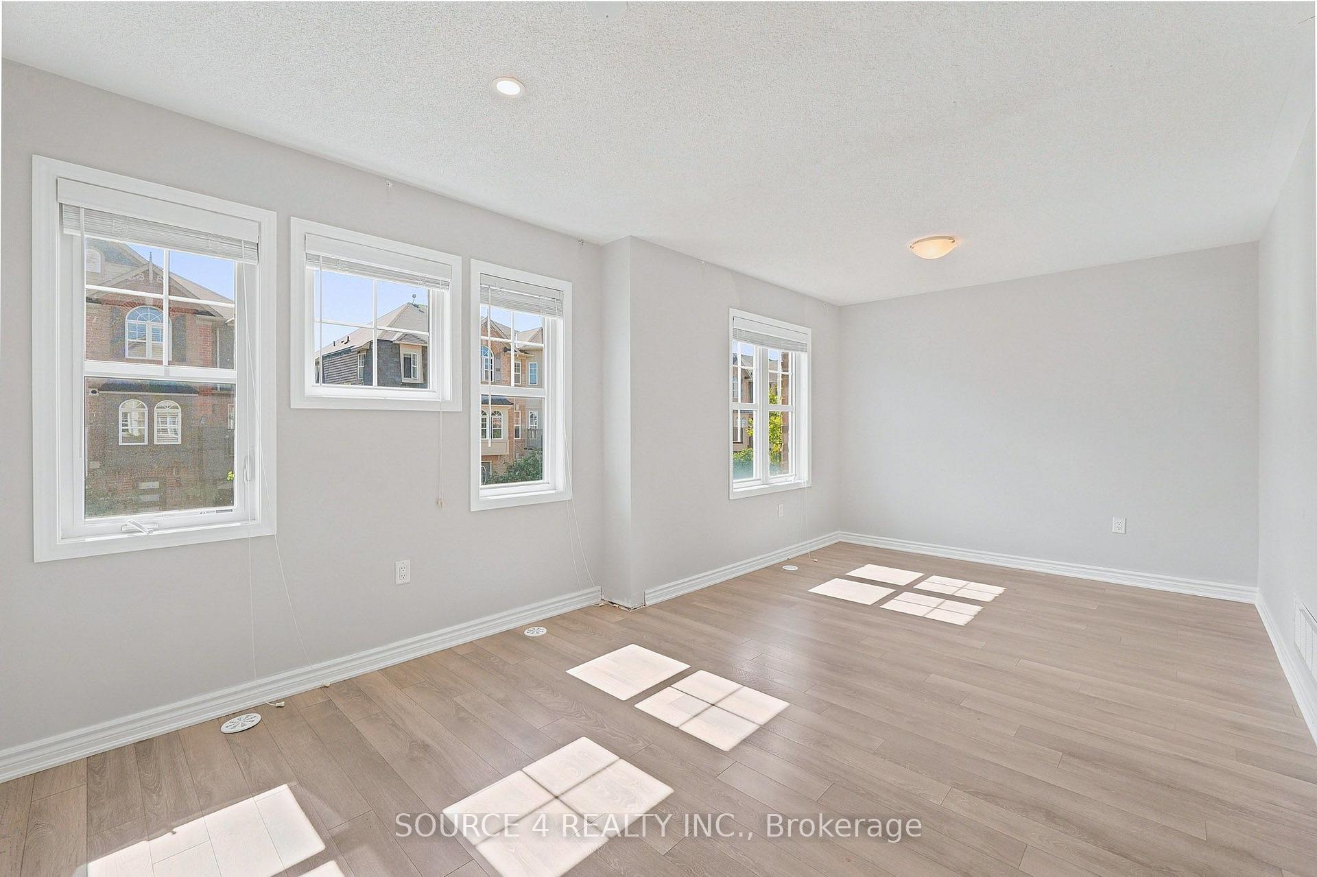 Photo 23 of 12 Tight Court, Milton, Willmott — HOMEH
