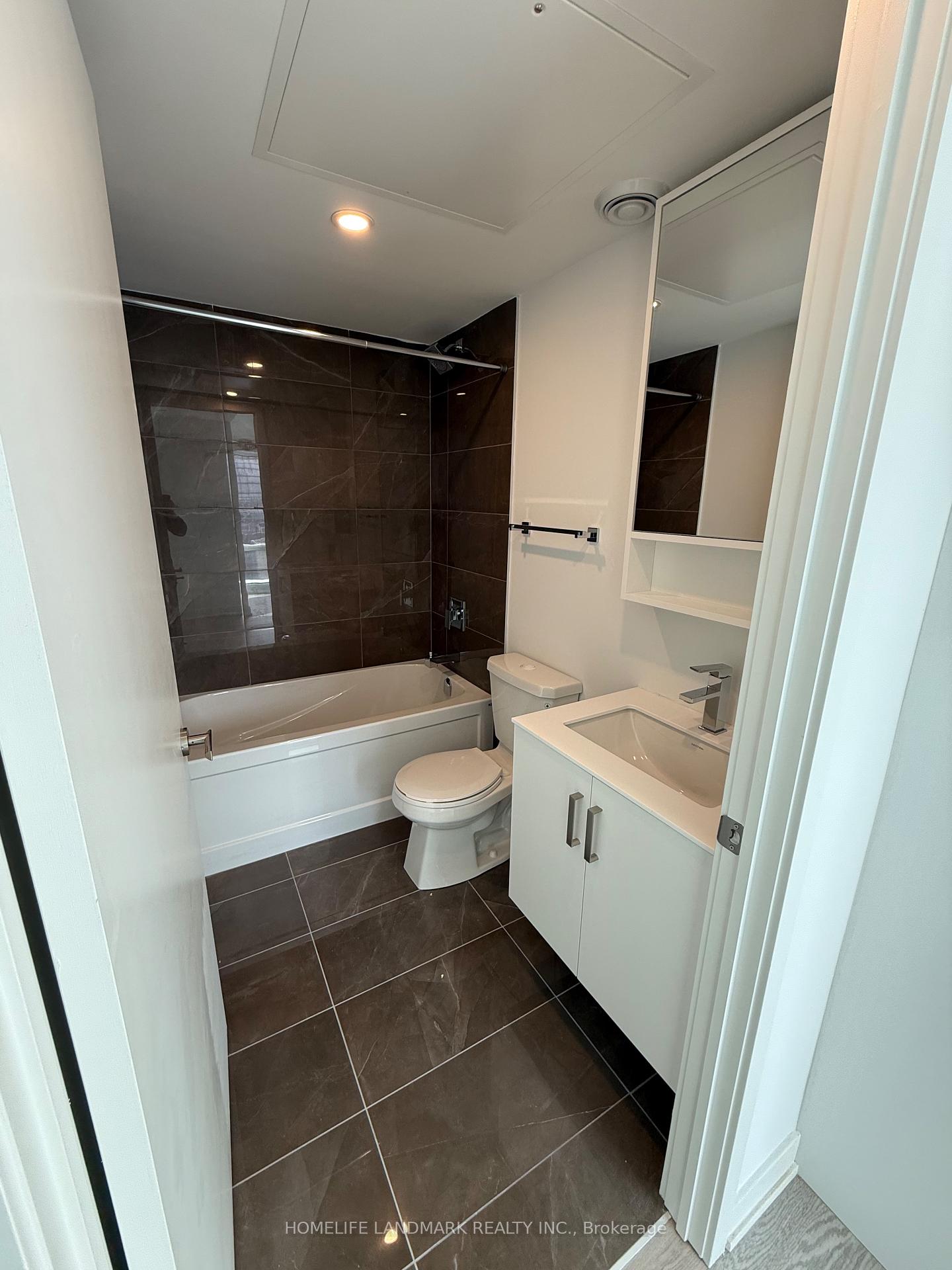 Photo 10 of Unit 2310, 88 Queen Street E, Toronto, Church-Yonge Corridor — HOMEH