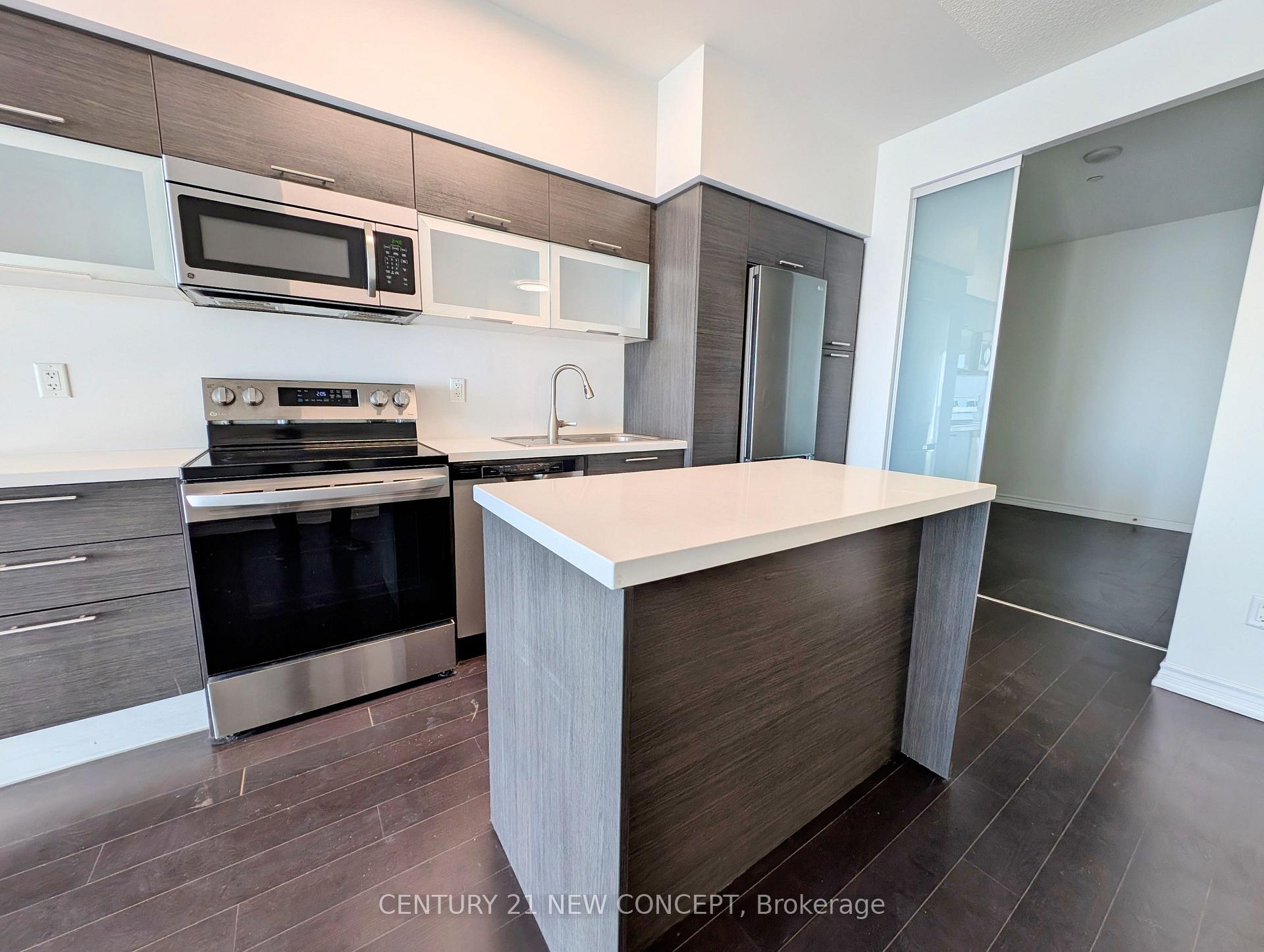 Photo 5 of Unit 5608, 386 Yonge Street, Toronto, Bay Street Corridor — HOMEH