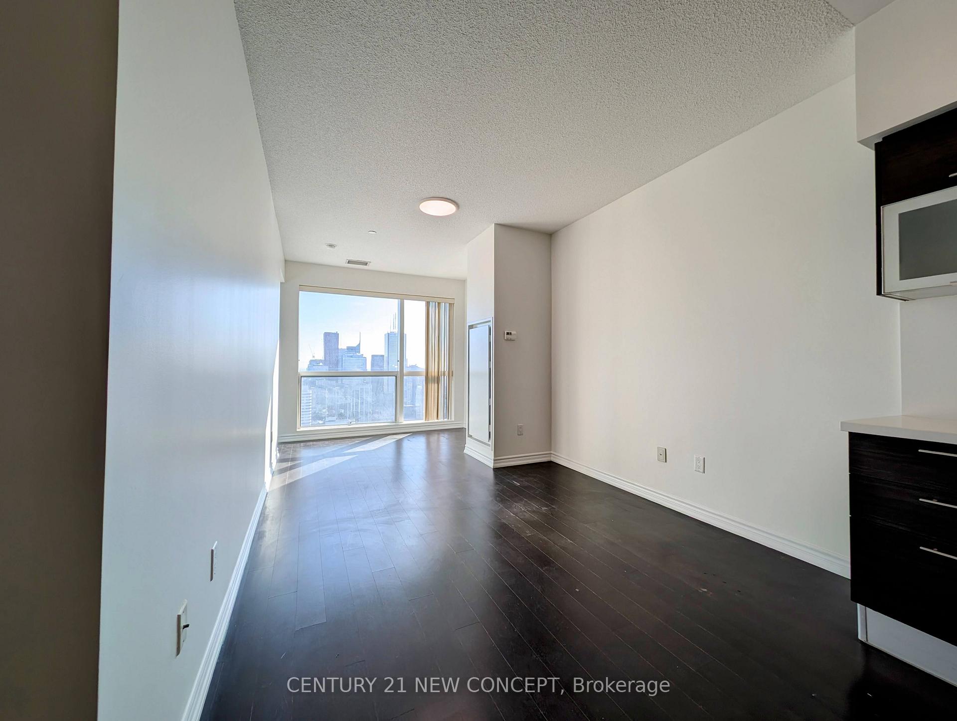 Photo 7 of Unit 5608, 386 Yonge Street, Toronto, Bay Street Corridor — HOMEH