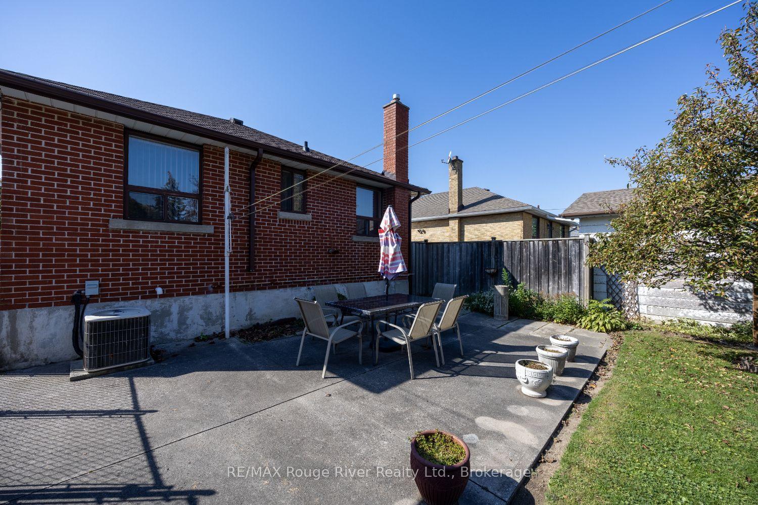 Photo 34 of 287 Guelph Street, Oshawa, Donevan — HOMEH