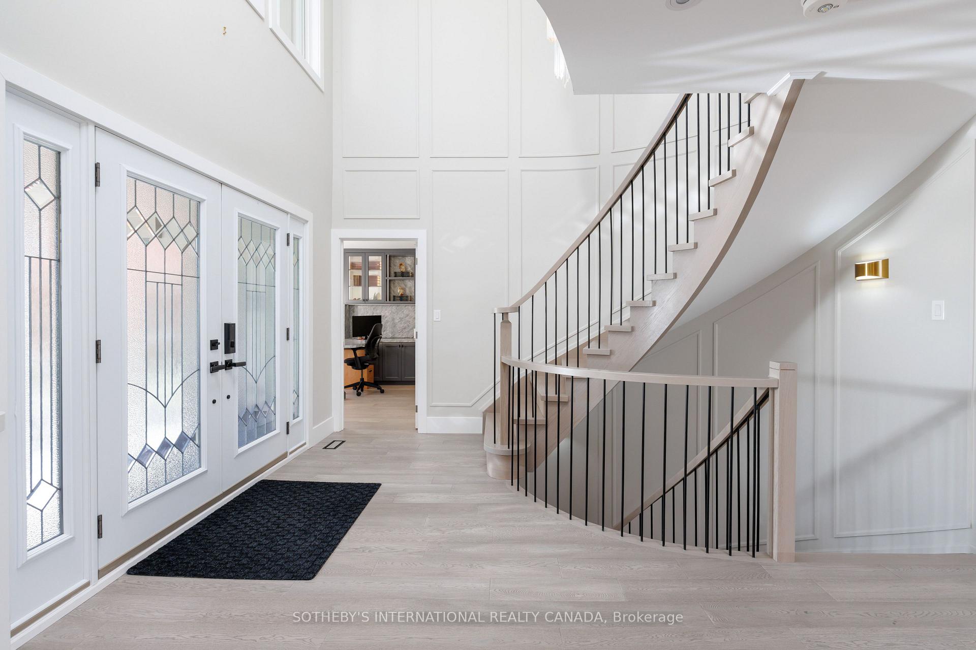 Photo 2 of 1816 Paddock Crescent, Mississauga, Erin Mills — HOMEH