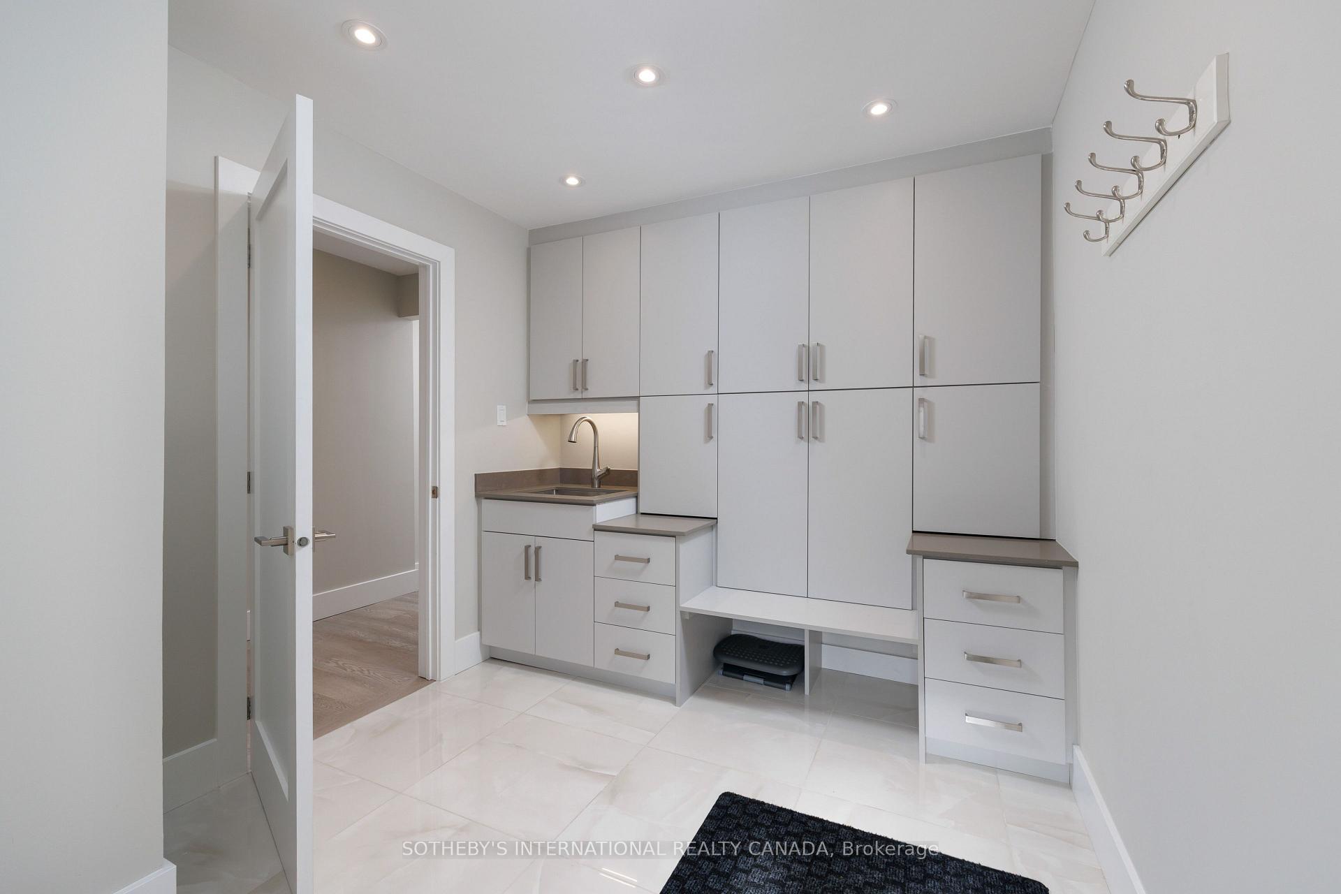 Photo 17 of 1816 Paddock Crescent, Mississauga, Erin Mills — HOMEH