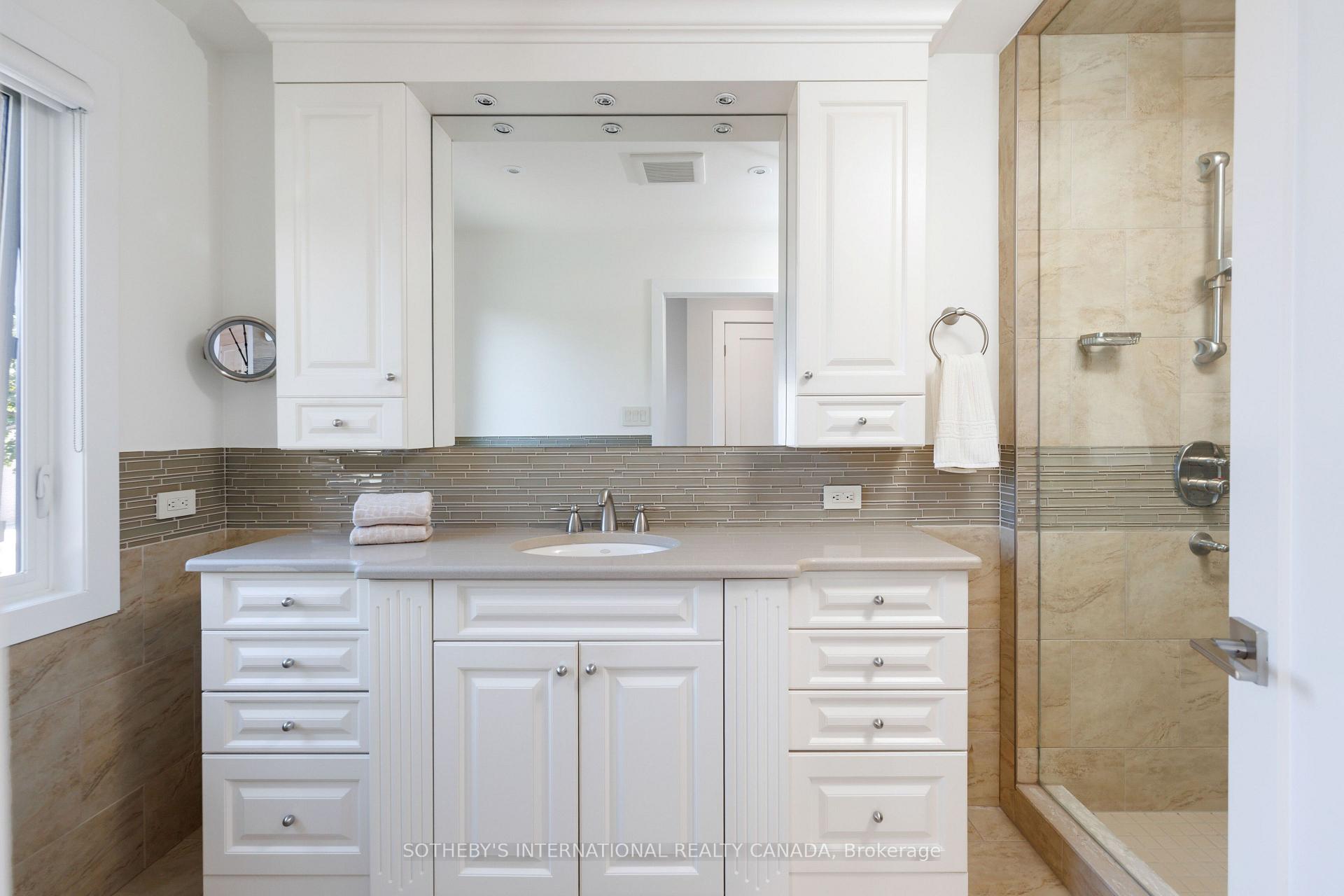 Photo 22 of 1816 Paddock Crescent, Mississauga, Erin Mills — HOMEH