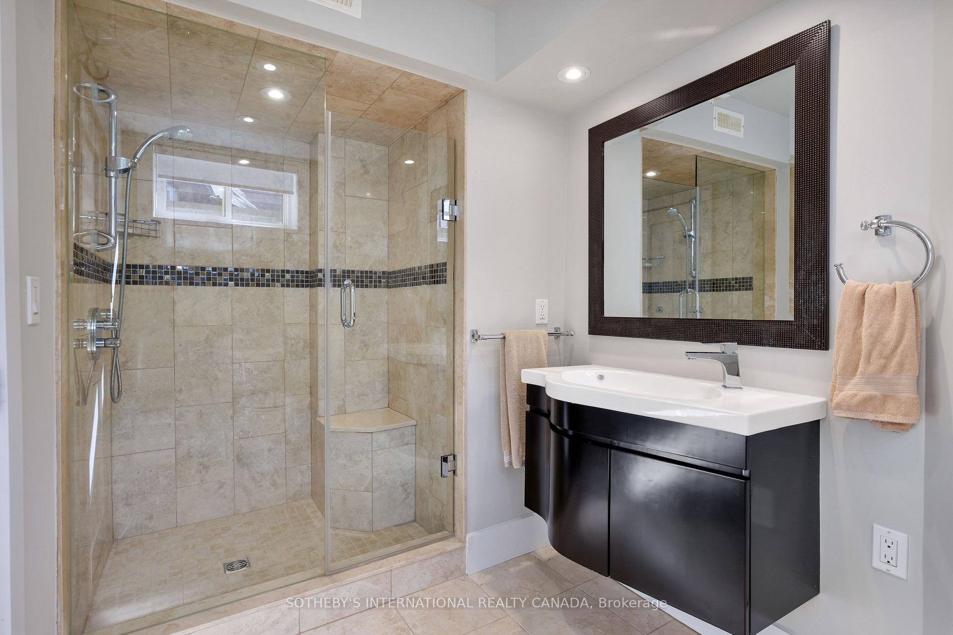Photo 45 of 1816 Paddock Crescent, Mississauga, Erin Mills — HOMEH