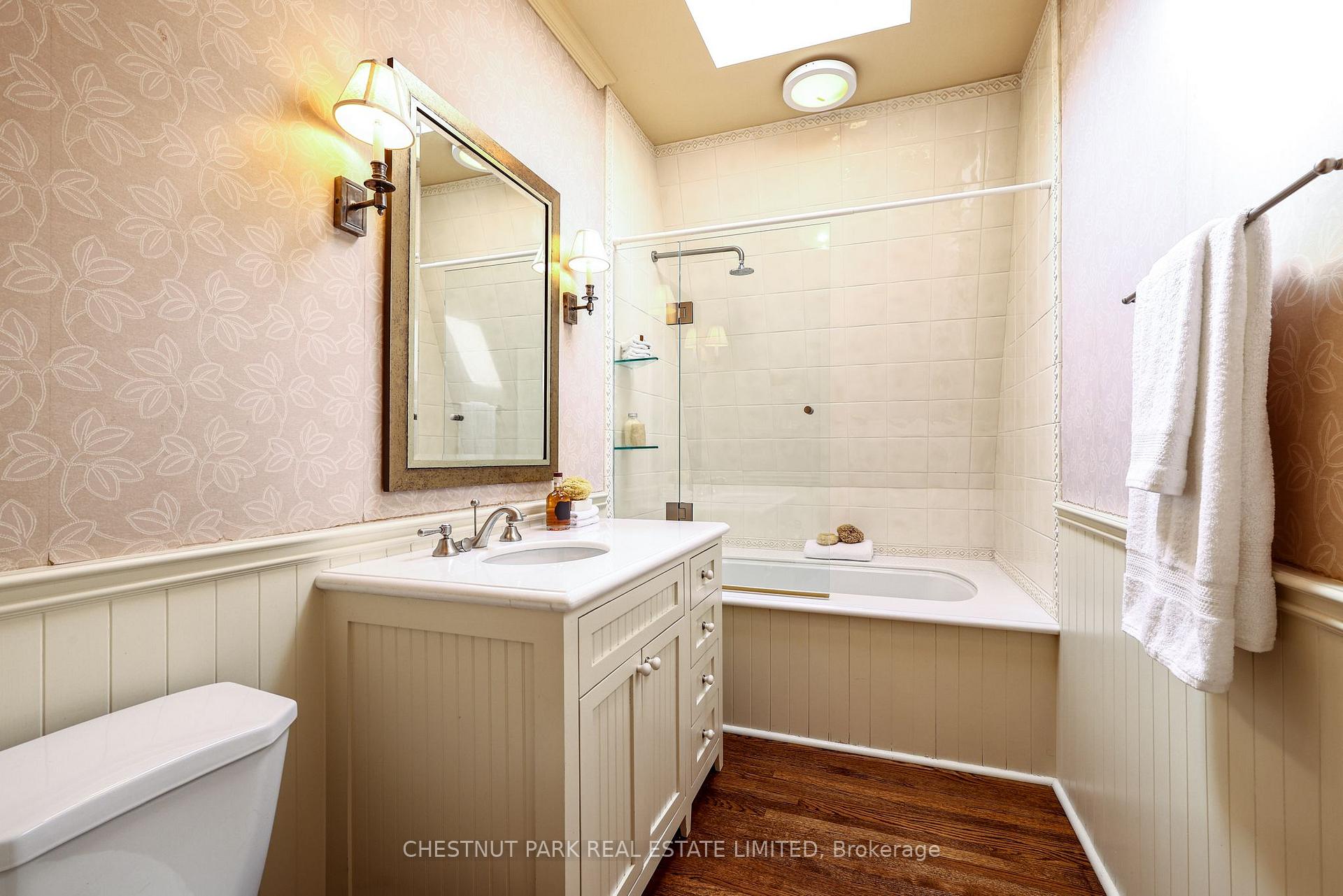 Photo 27 of 63 Lonsdale Road, Toronto, Yonge-St. Clair — HOMEH