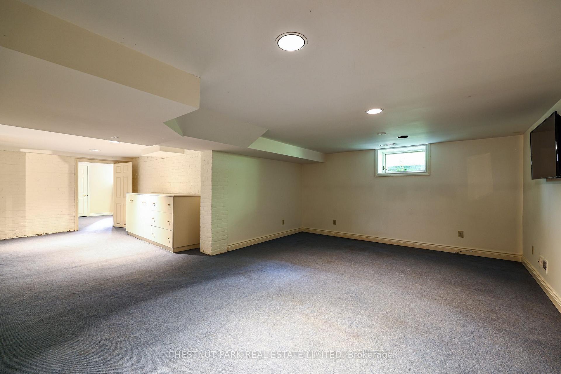 Photo 29 of 63 Lonsdale Road, Toronto, Yonge-St. Clair — HOMEH