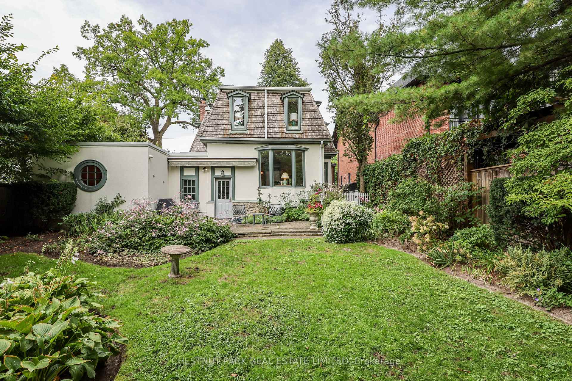 Photo 32 of 63 Lonsdale Road, Toronto, Yonge-St. Clair — HOMEH