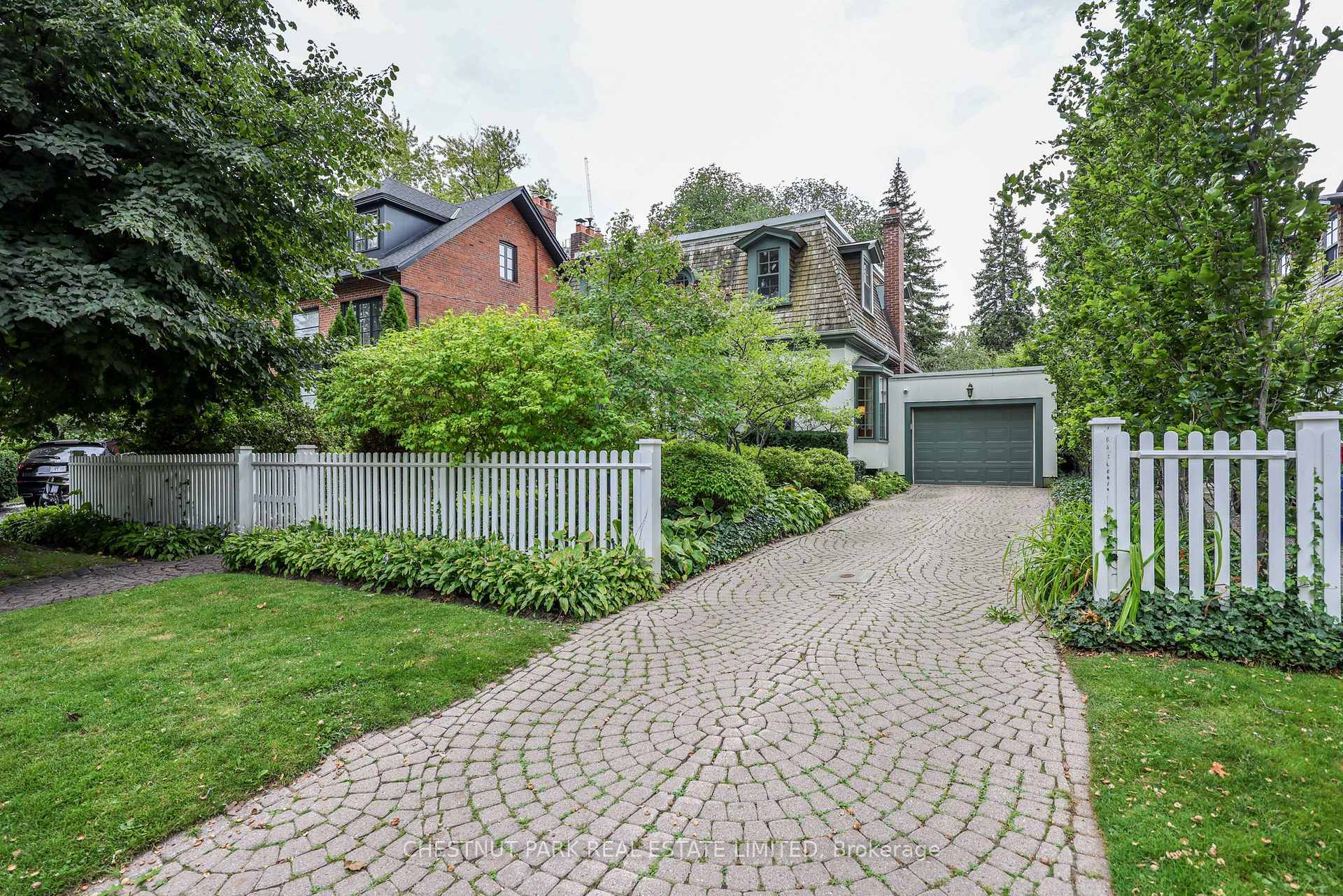 Photo 34 of 63 Lonsdale Road, Toronto, Yonge-St. Clair — HOMEH