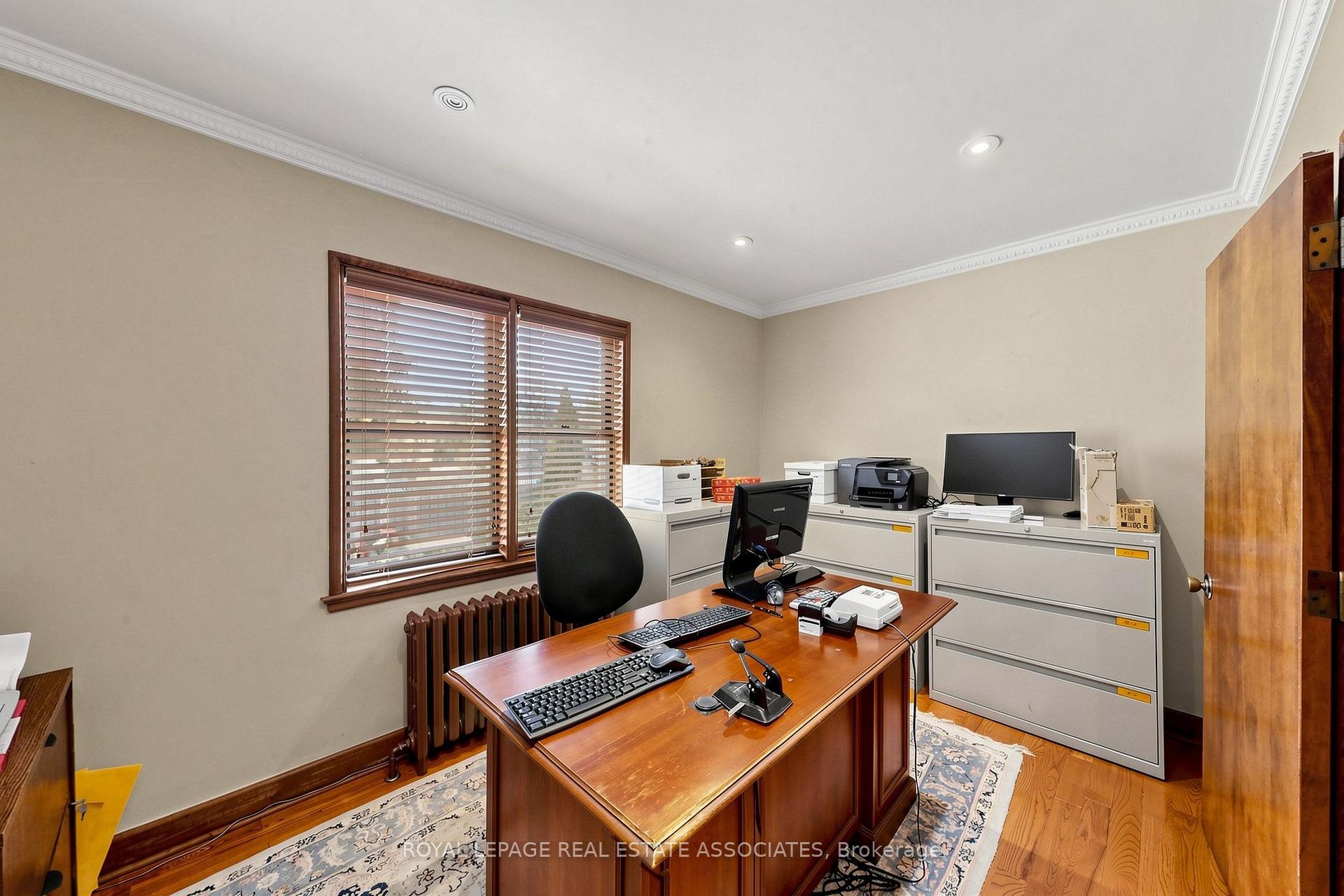 Photo 20 of 298 Lakeshore Road E, Mississauga, Port Credit — HOMEH