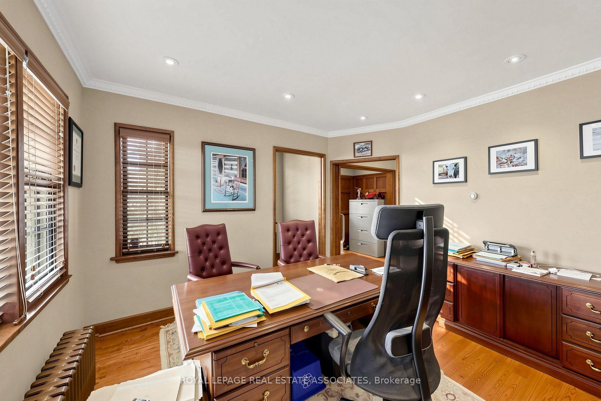 Photo 24 of 298 Lakeshore Road E, Mississauga, Port Credit — HOMEH