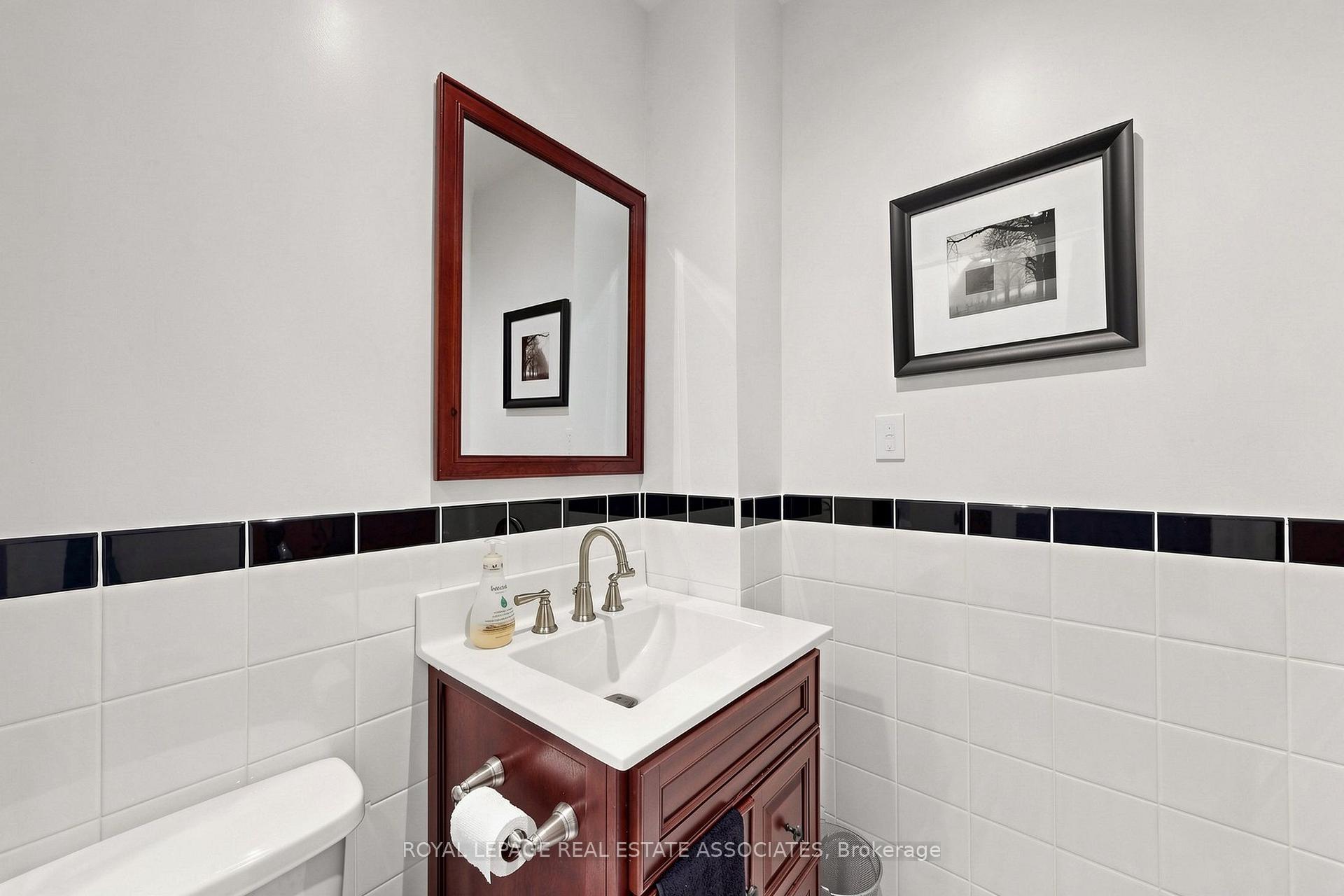 Photo 26 of 298 Lakeshore Road E, Mississauga, Port Credit — HOMEH