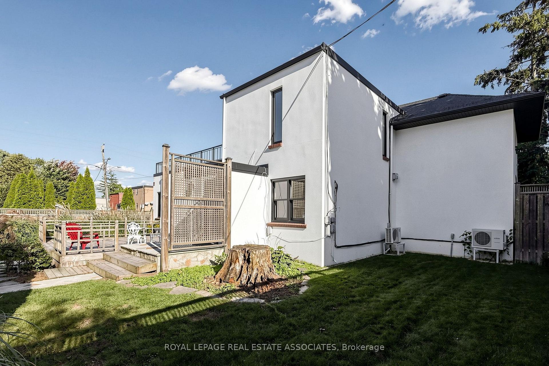 Photo 44 of 298 Lakeshore Road E, Mississauga, Port Credit — HOMEH