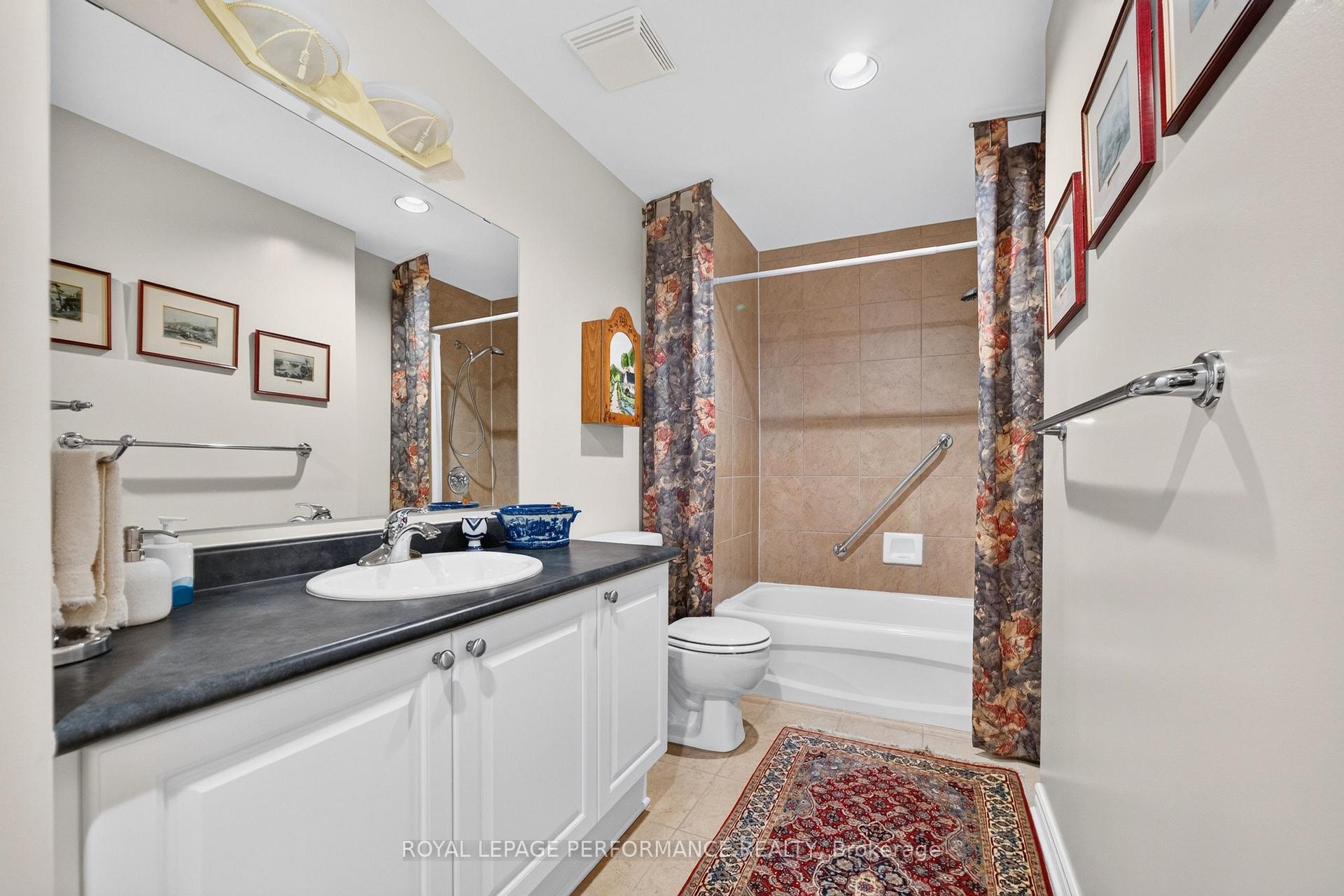 Photo 23 of Unit 901, 131 Wurtemburg Street, Ottawa, Lower Town — HOMEH