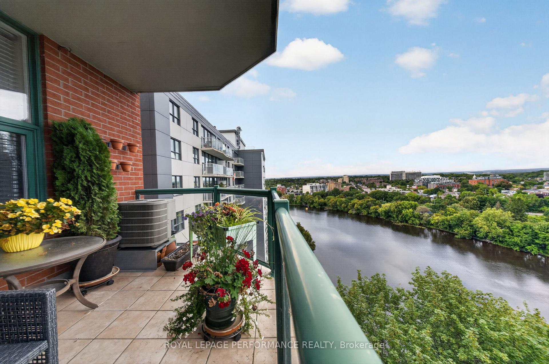 Photo 26 of Unit 901, 131 Wurtemburg Street, Ottawa, Lower Town — HOMEH