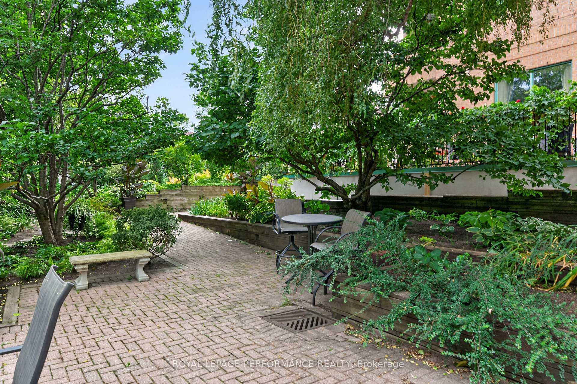 Photo 32 of Unit 901, 131 Wurtemburg Street, Ottawa, Lower Town — HOMEH