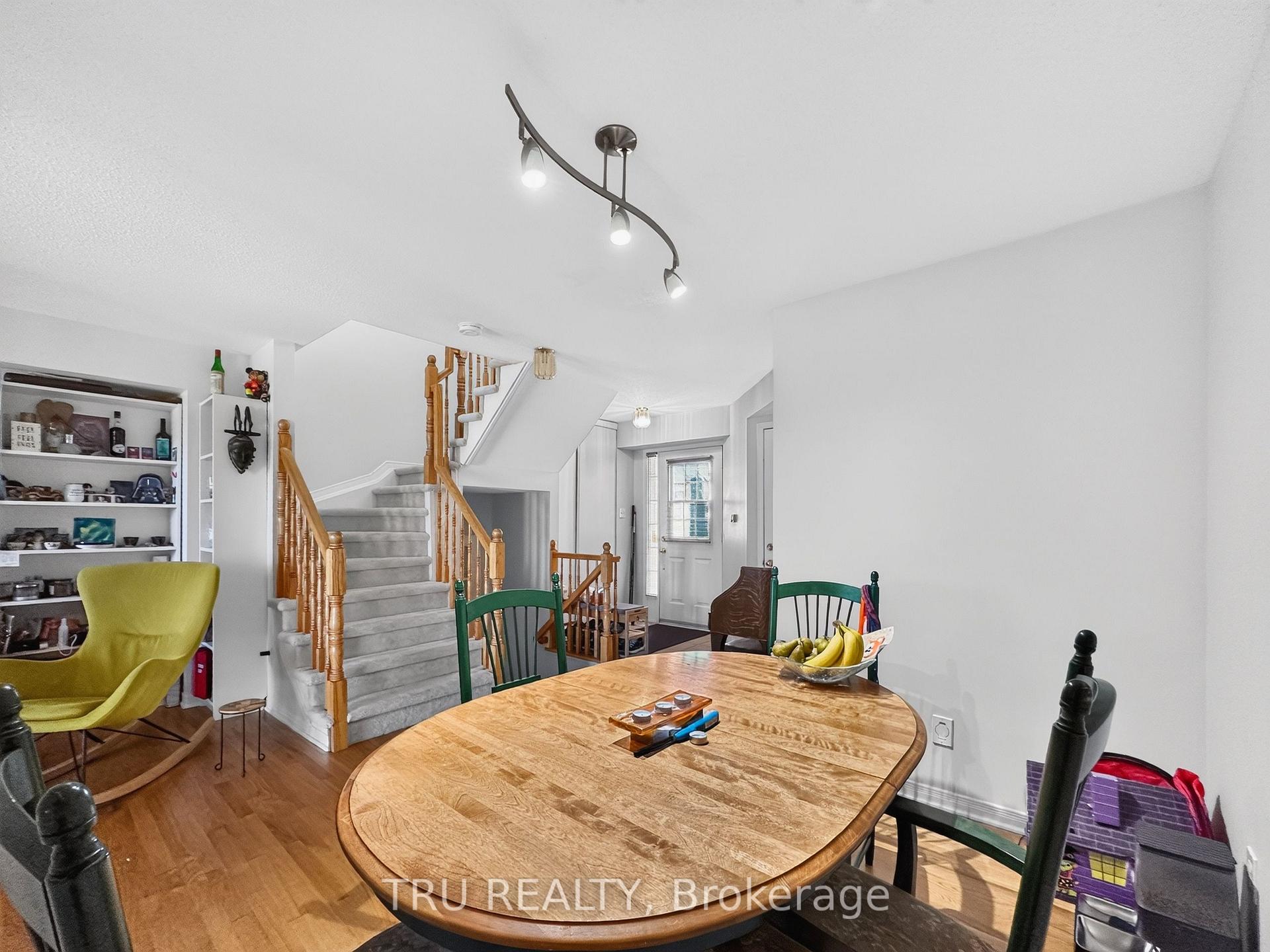 Photo 7 of 75 Silverlace Private, Ottawa, Hunt Club Park/Greenboro — HOMEH