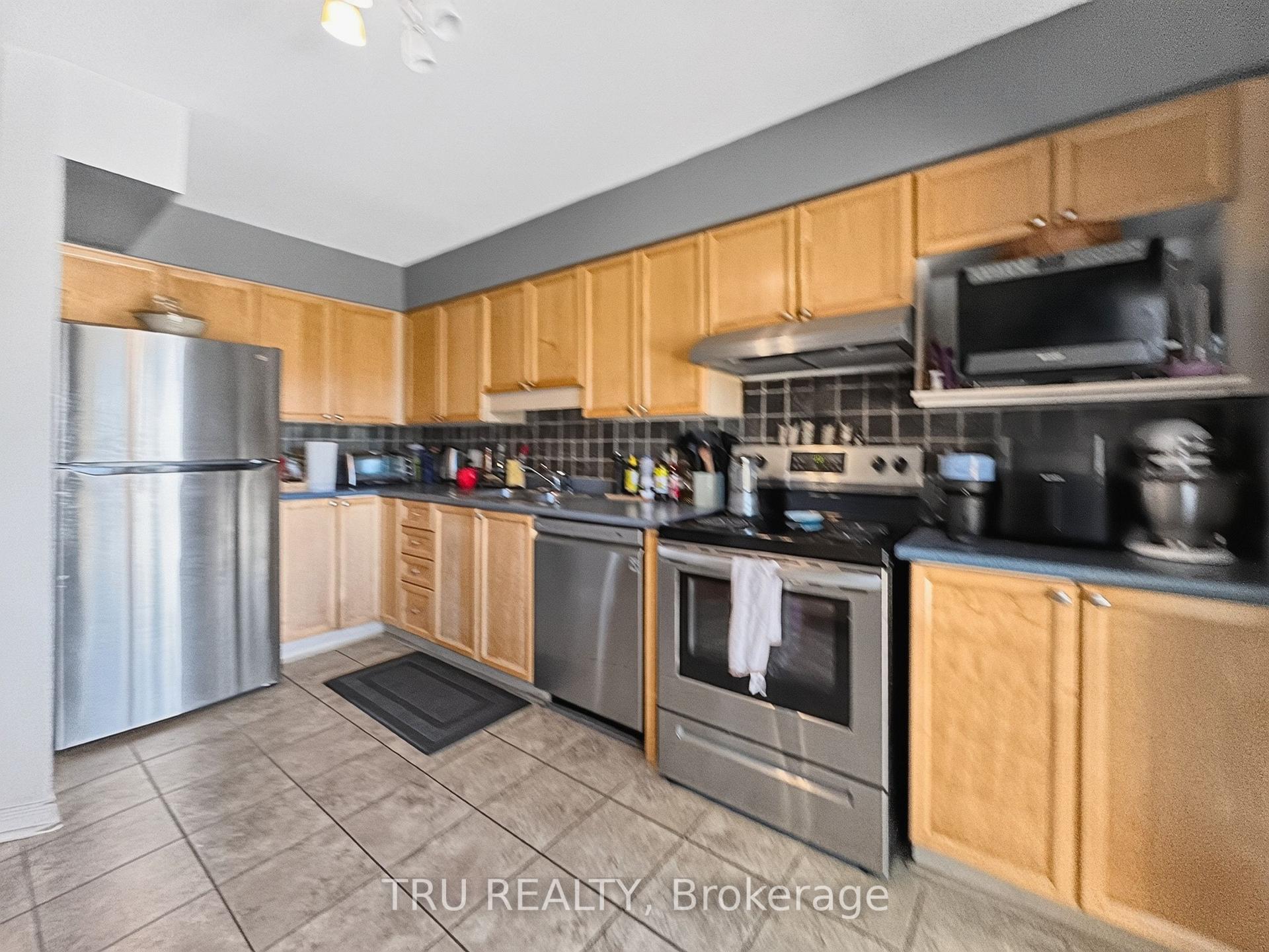 Photo 14 of 75 Silverlace Private, Ottawa, Hunt Club Park/Greenboro — HOMEH