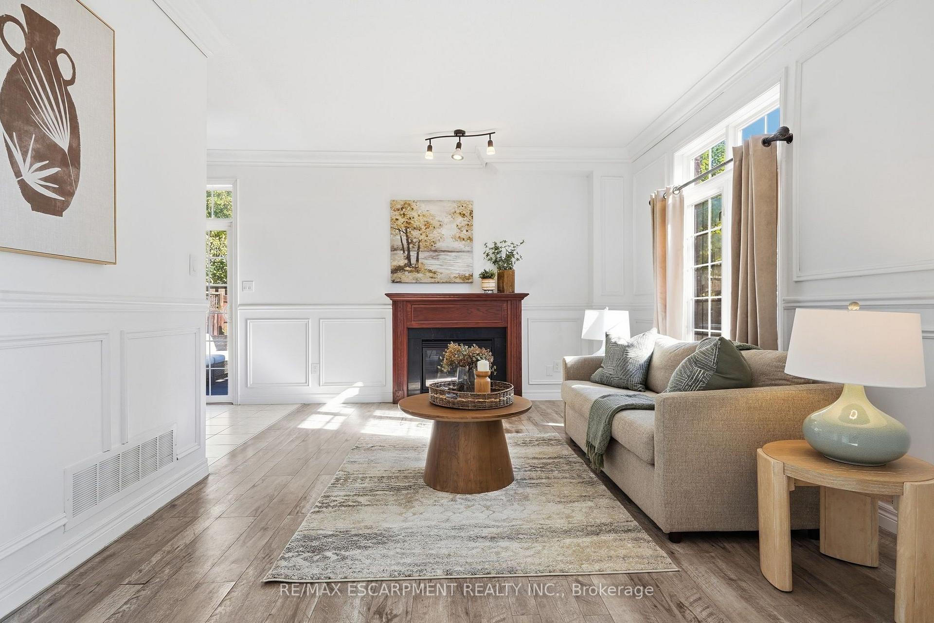 Photo 15 of Unit 8, 400 Stonehenge Drive, Hamilton, Ancaster — HOMEH