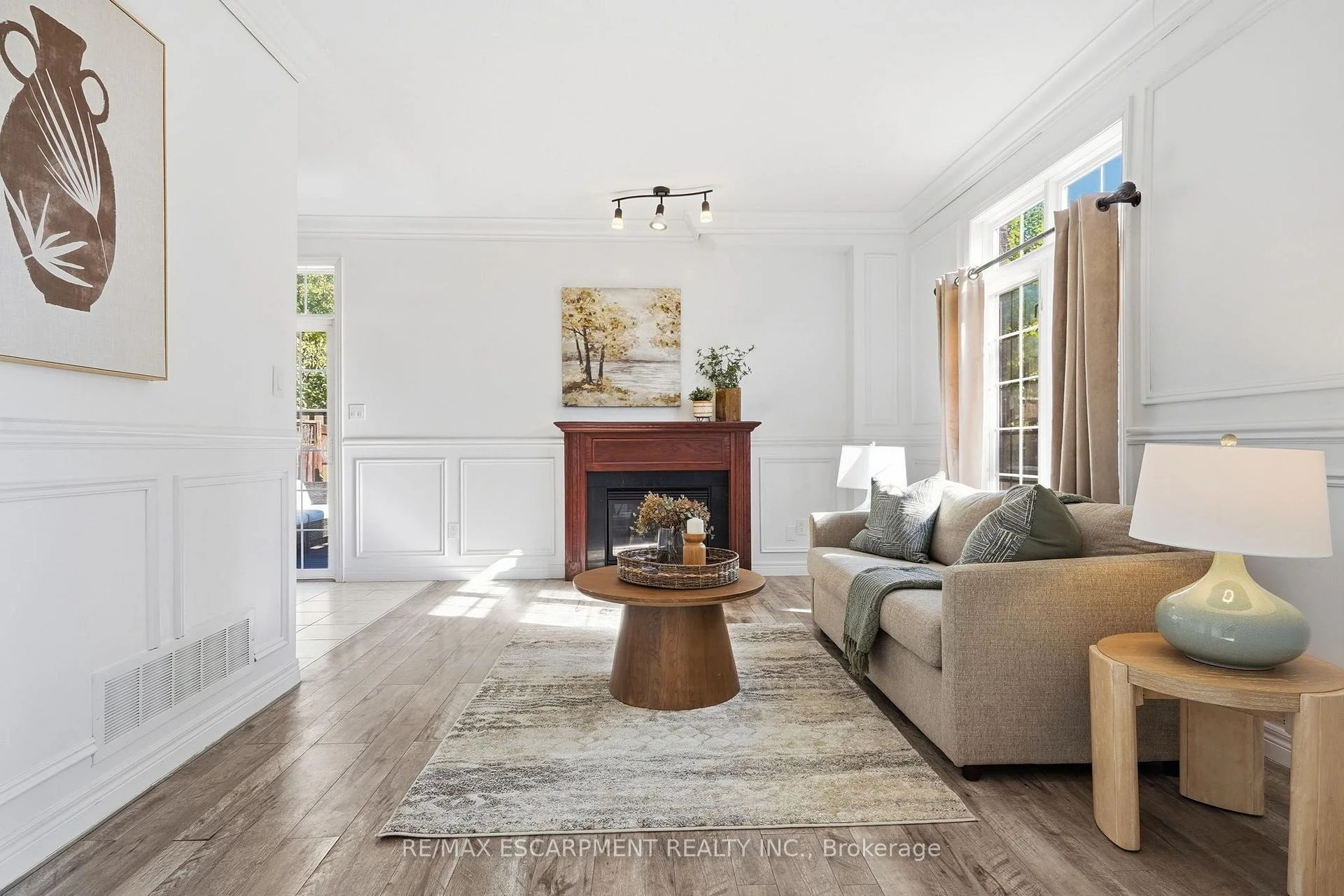 Photo 16 of Unit 8, 400 Stonehenge Drive, Hamilton, Ancaster — HOMEH