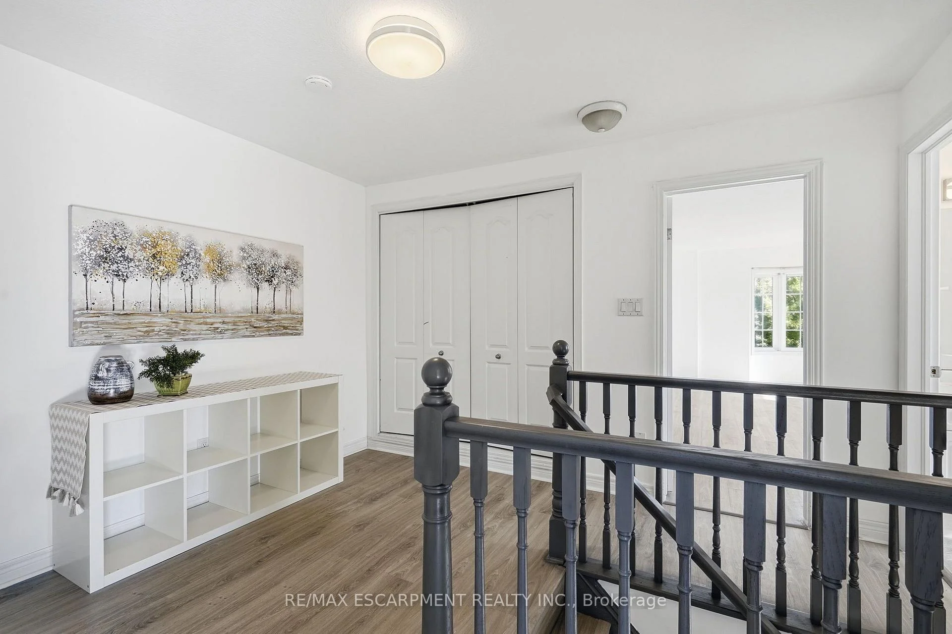 Photo 34 of Unit 8, 400 Stonehenge Drive, Hamilton, Ancaster — HOMEH