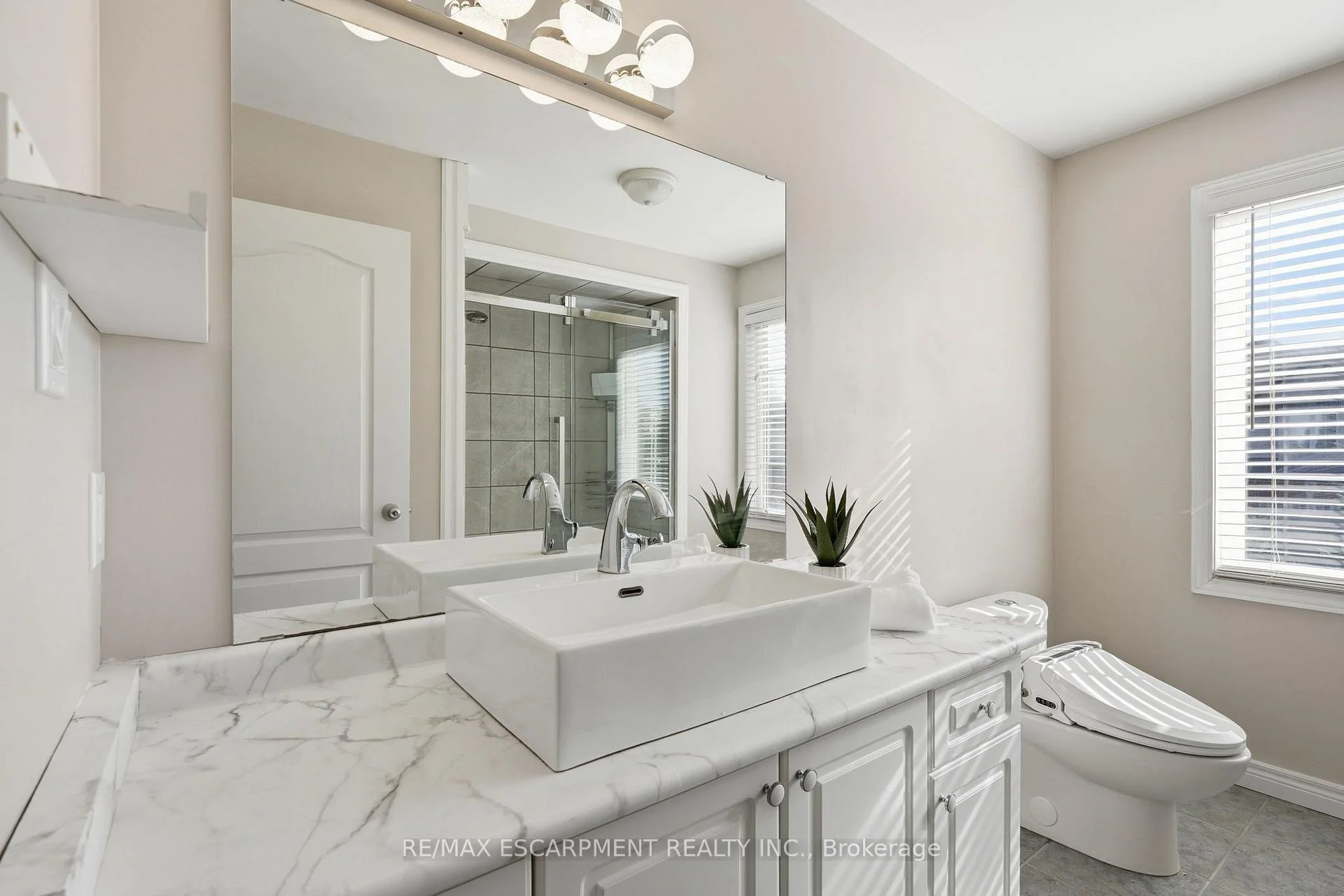 Photo 56 of Unit 8, 400 Stonehenge Drive, Hamilton, Ancaster — HOMEH