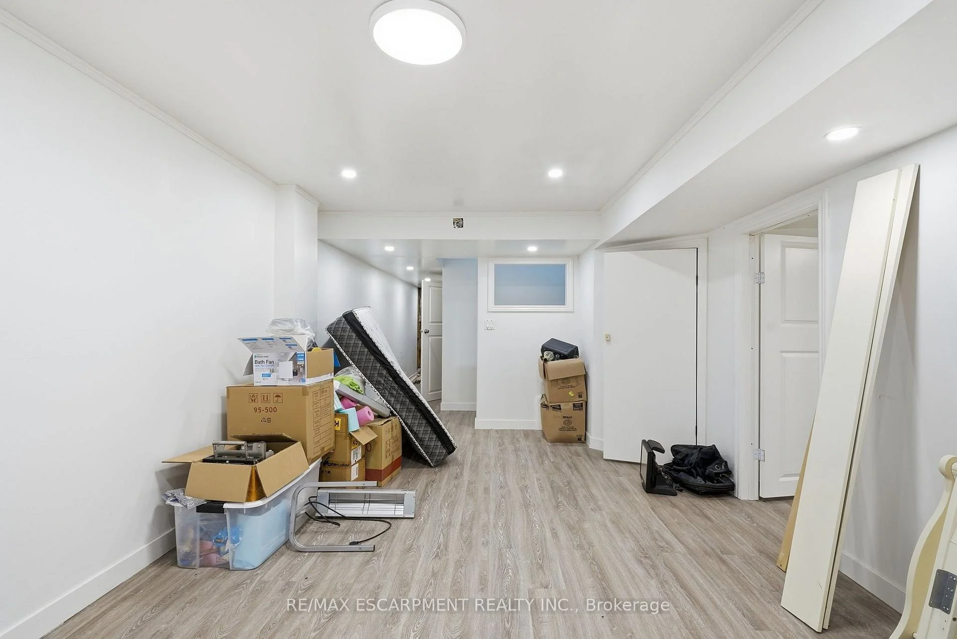 Photo 60 of Unit 8, 400 Stonehenge Drive, Hamilton, Ancaster — HOMEH