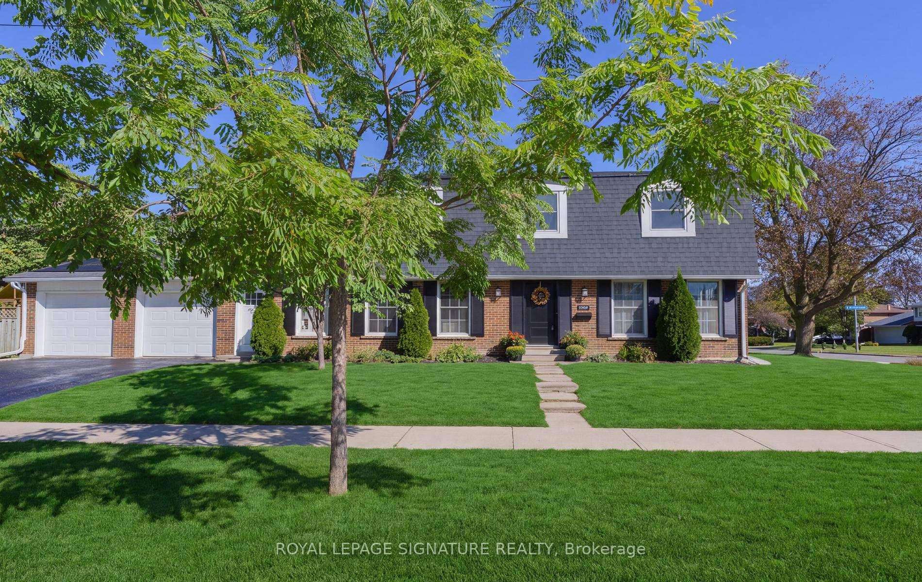 Photo of 1 Kenmanor Boulevard