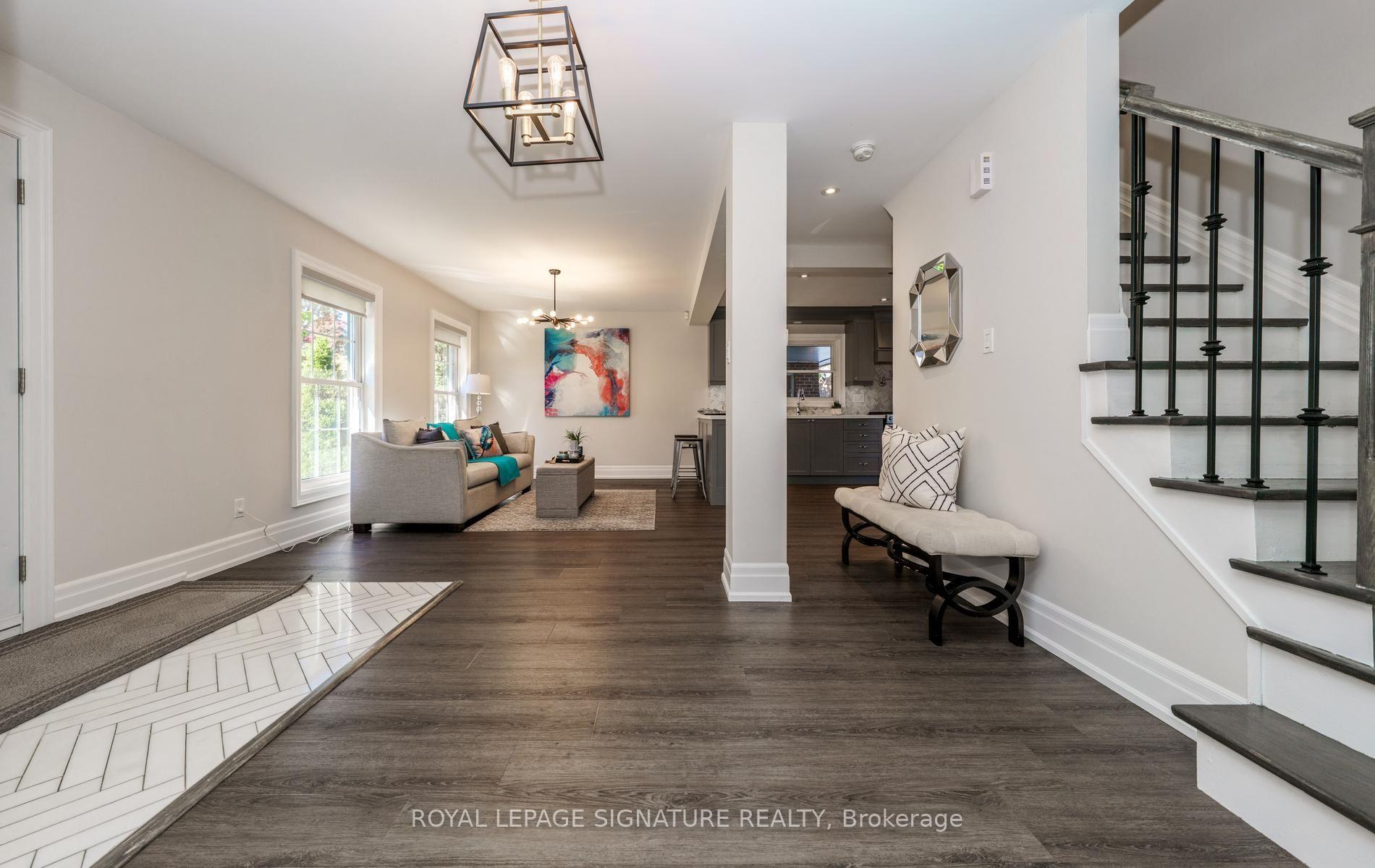 Photo 5 of 1 Kenmanor Boulevard, Scarborough, L'Amoreaux — HOMEH