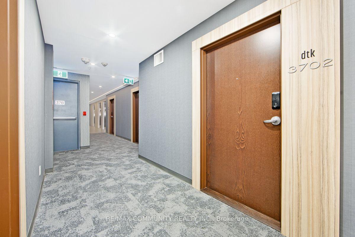 Photo 3 of Unit 3702, 60 Frederick Street, Kitchener, Civic Centre — HOMEH