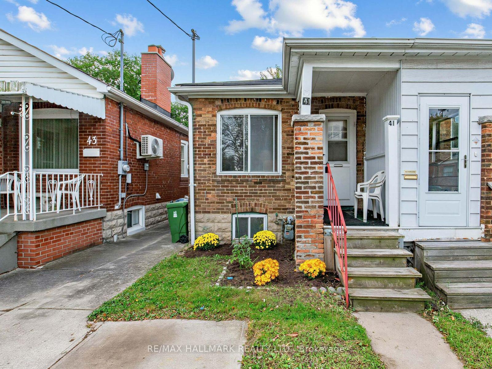 Photo 3 of 41 Gowan Avenue, Toronto, Broadview North — HOMEH