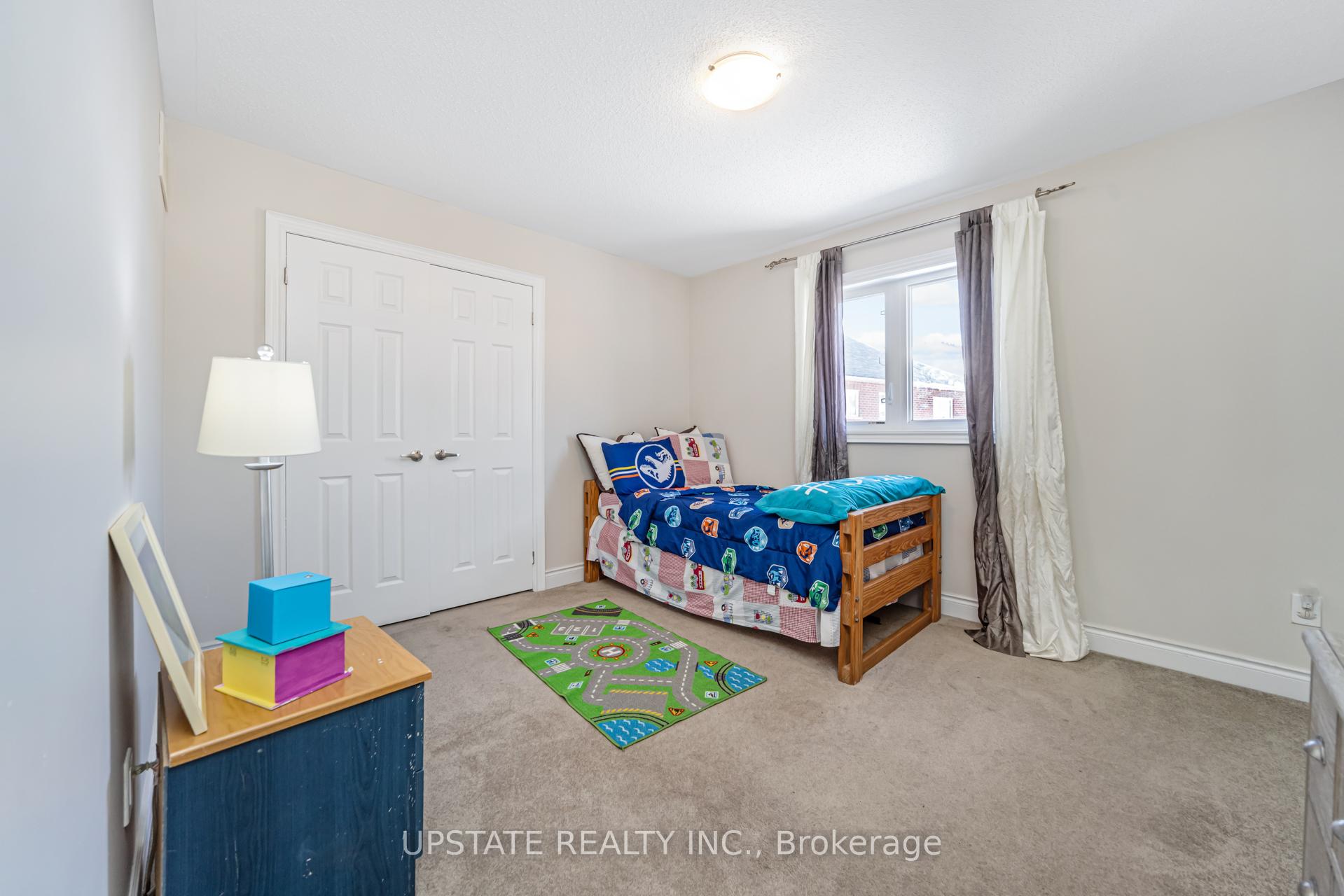 Photo 29 of 5 Dillon Drive, Brampton, Credit Valley — HOMEH