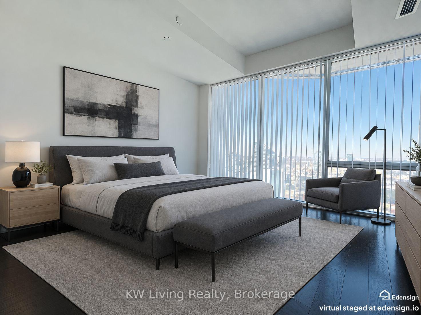 Photo 5 of Unit 6703, 88 Harbour Street E, Toronto, Waterfront Communities — HOMEH