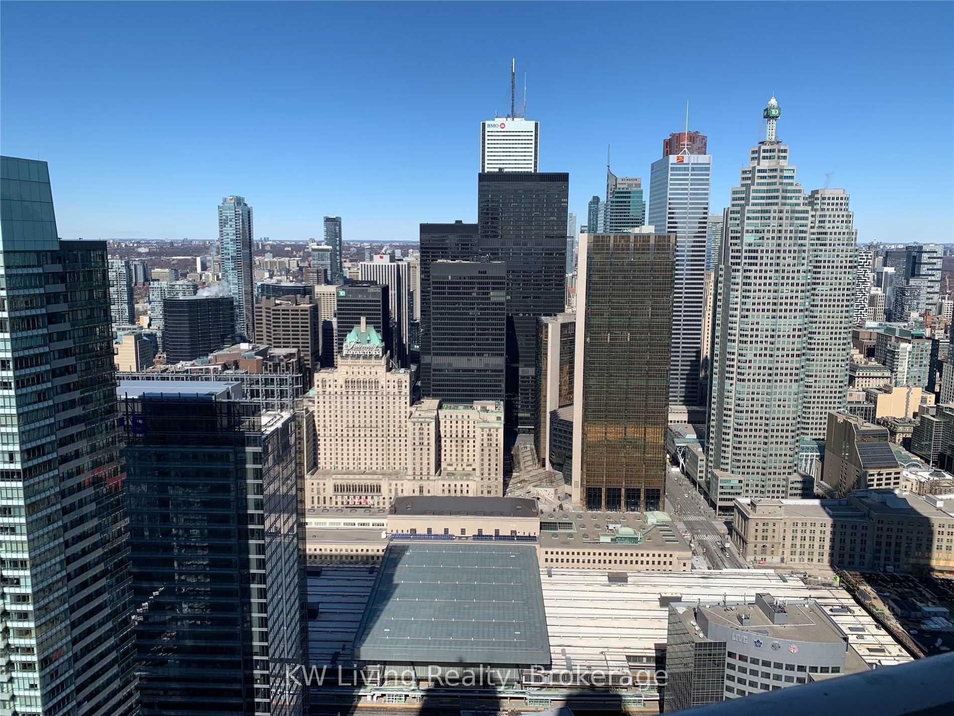 Photo 7 of Unit 6703, 88 Harbour Street E, Toronto, Waterfront Communities — HOMEH