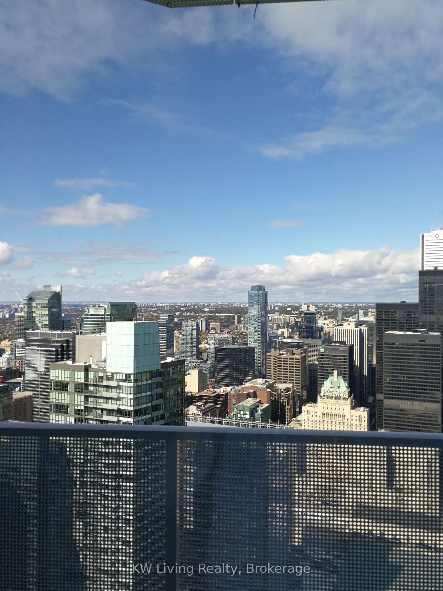 Photo 9 of Unit 6703, 88 Harbour Street E, Toronto, Waterfront Communities — HOMEH