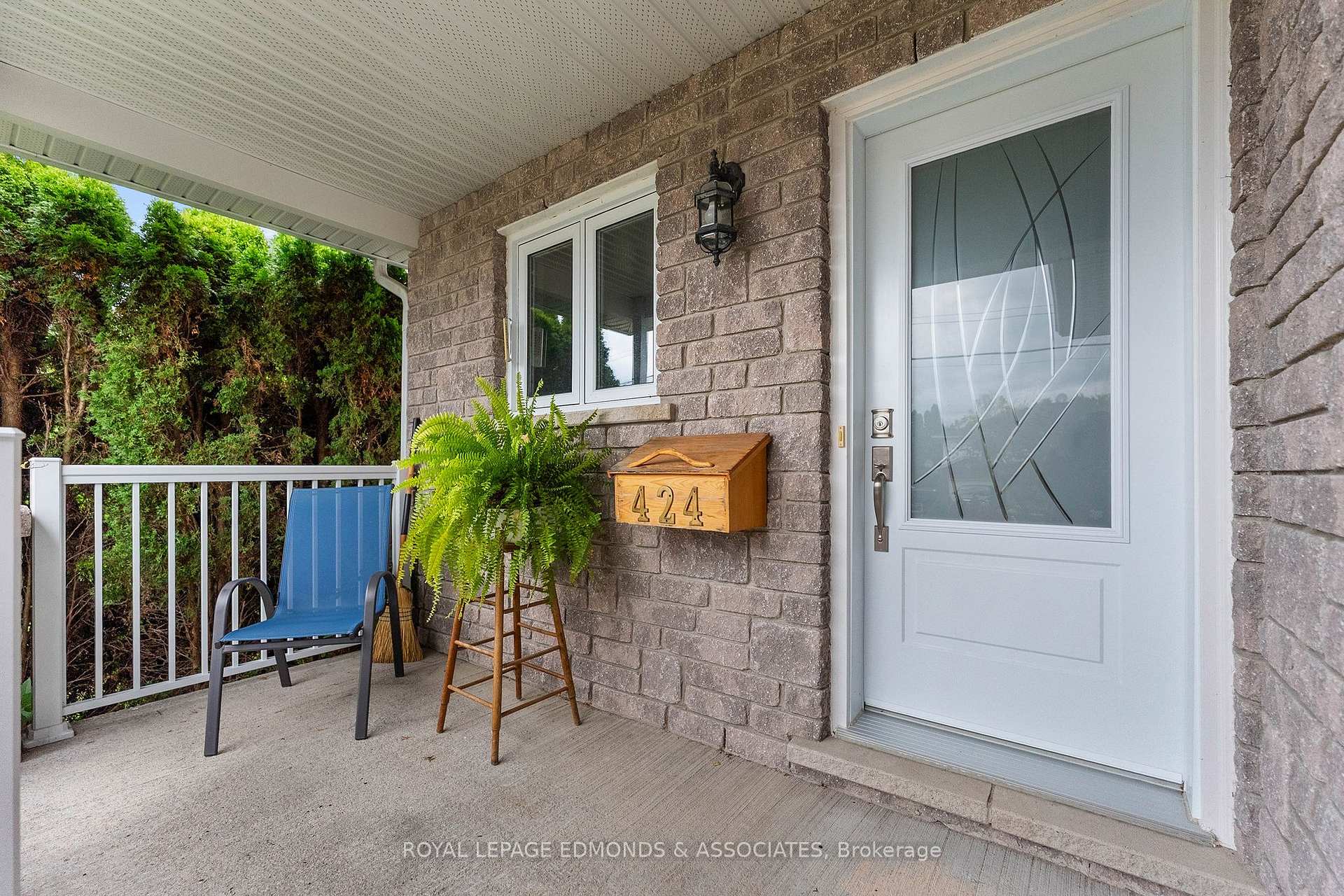 Photo 6 of 424 Morris Street, Pembroke, Pembroke — HOMEH