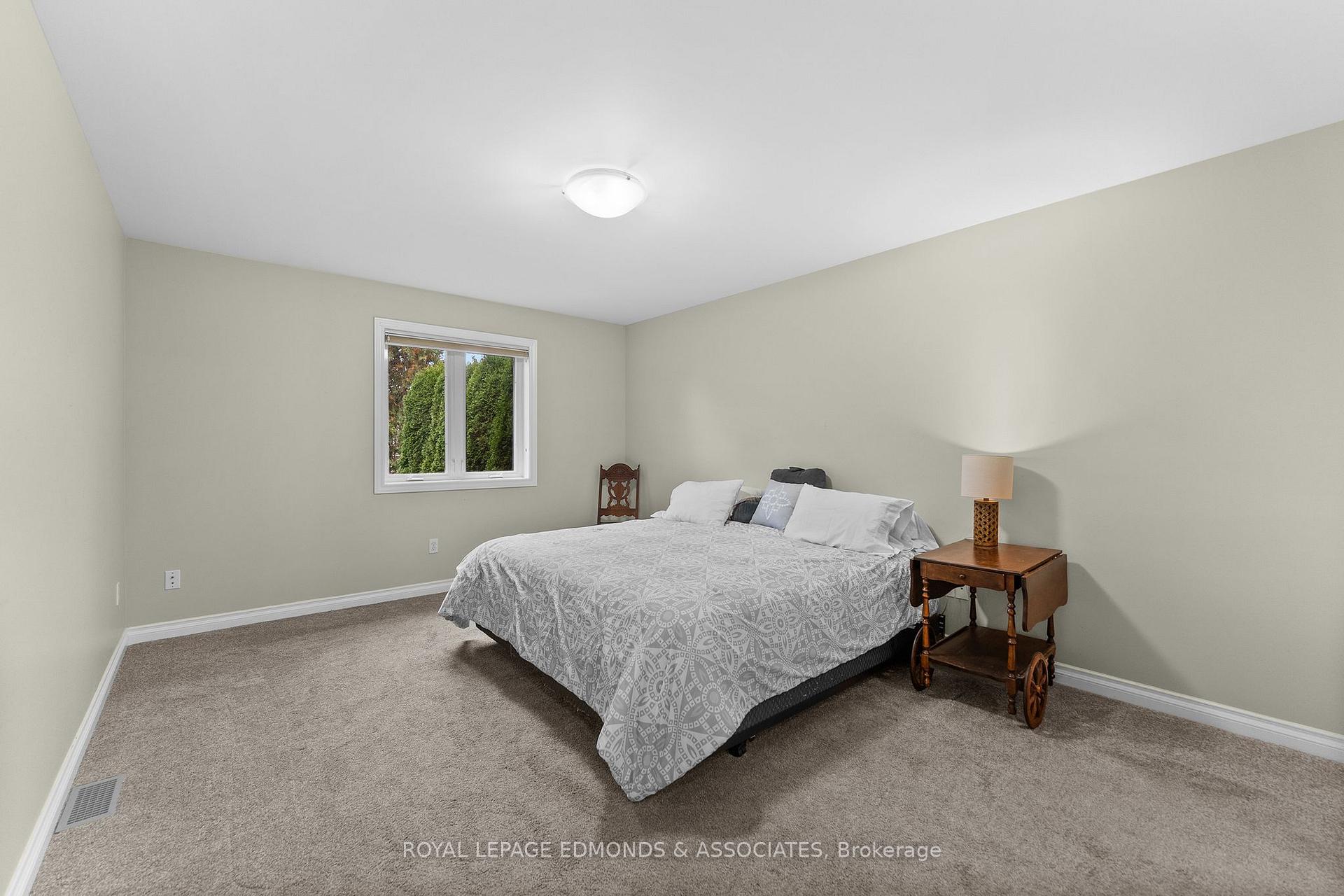 Photo 20 of 424 Morris Street, Pembroke, Pembroke — HOMEH