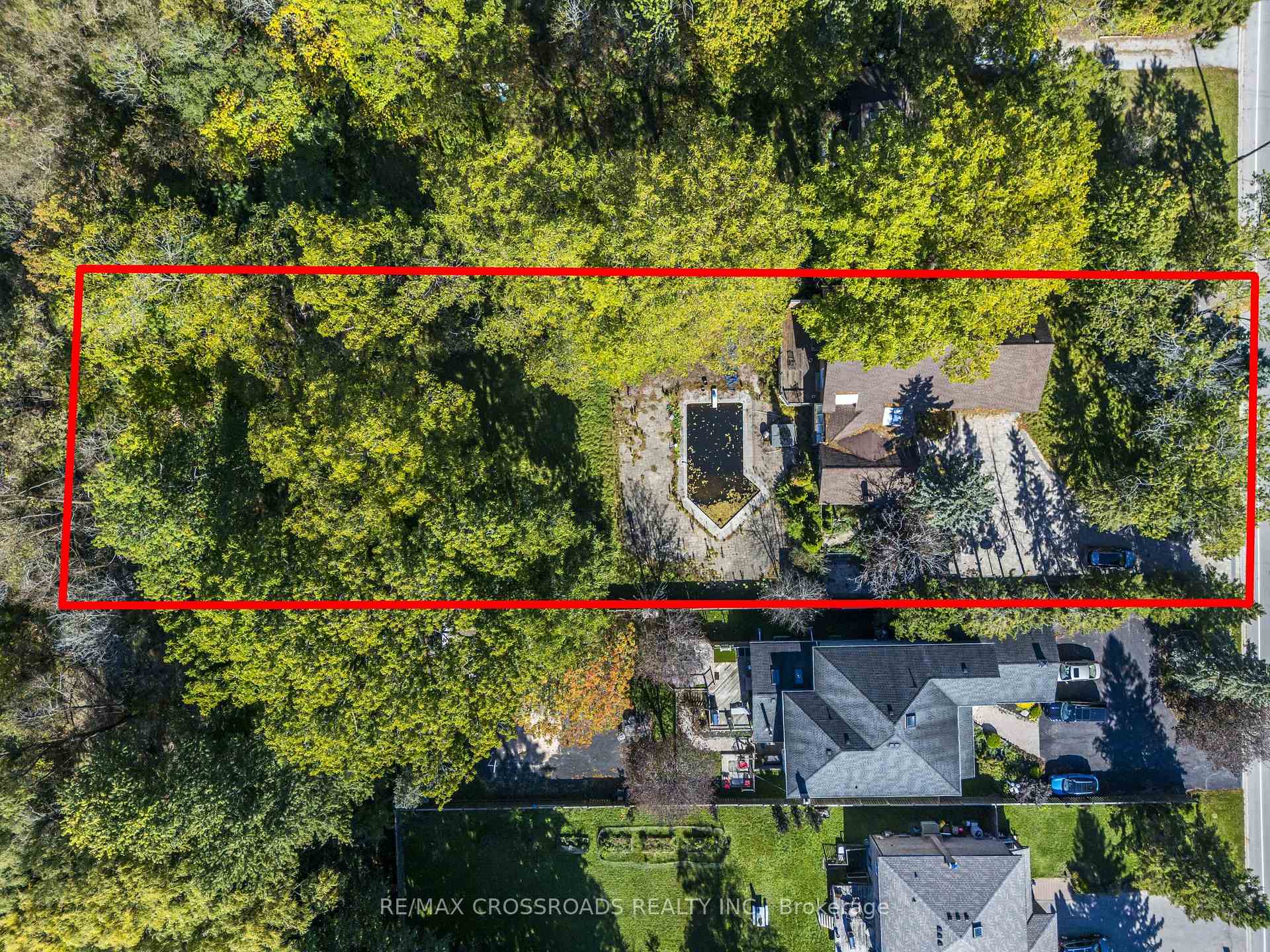 Photo 3 of 1910 Fairport Road, Pickering, Dunbarton — HOMEH