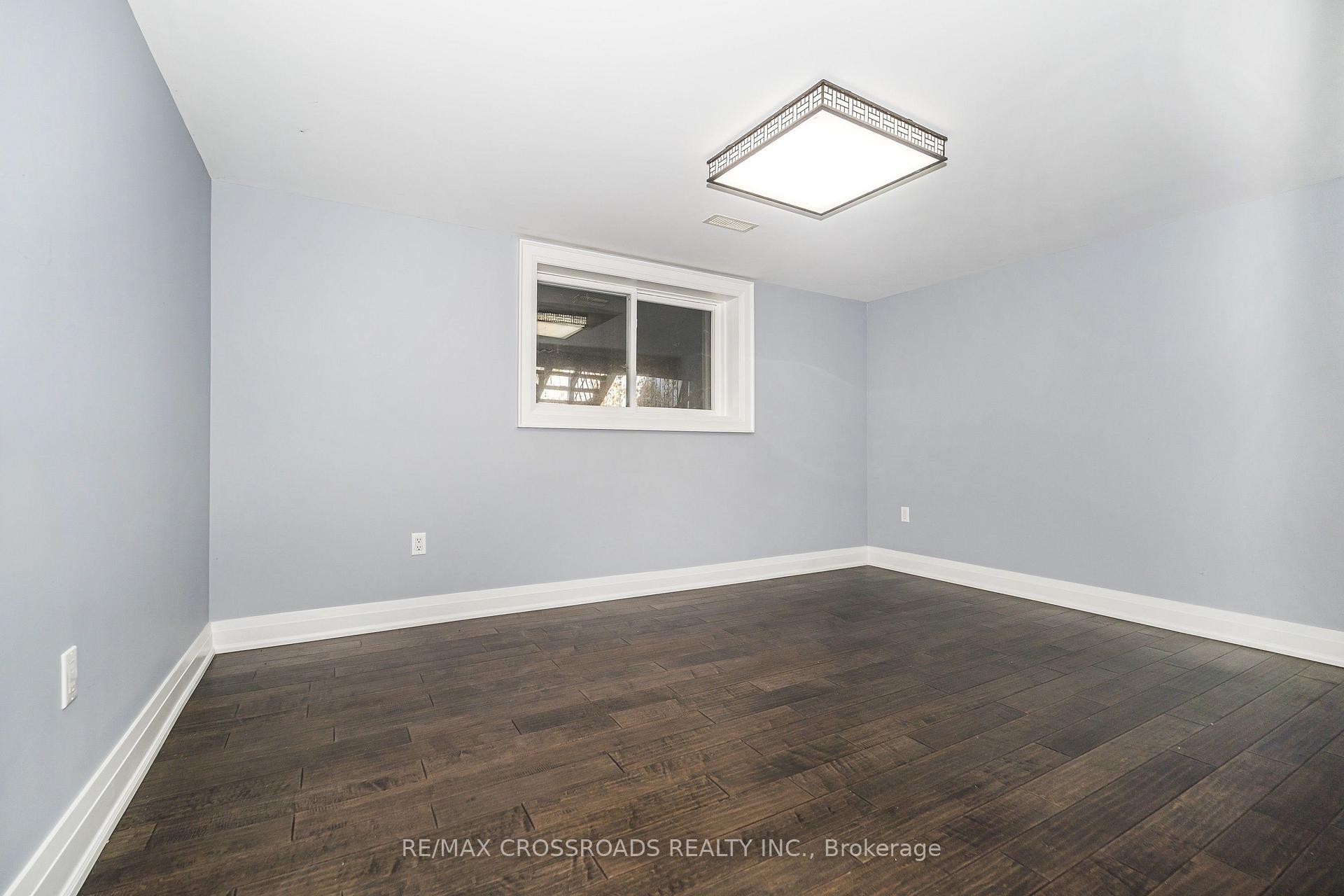 Photo 37 of 1910 Fairport Road, Pickering, Dunbarton — HOMEH
