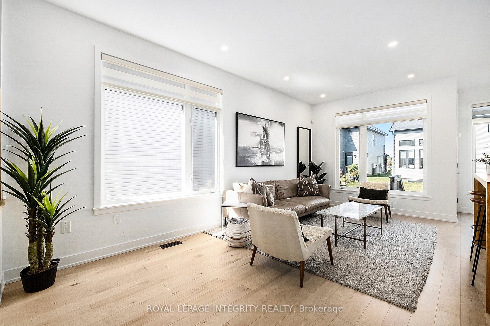 Photo 7 of 860 Solarium Avenue, Ottawa, Riverside South/Gloucester Glen — HOMEH