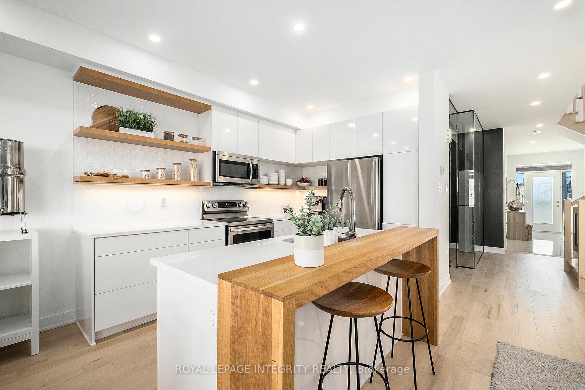 Photo 15 of 860 Solarium Avenue, Ottawa, Riverside South/Gloucester Glen — HOMEH