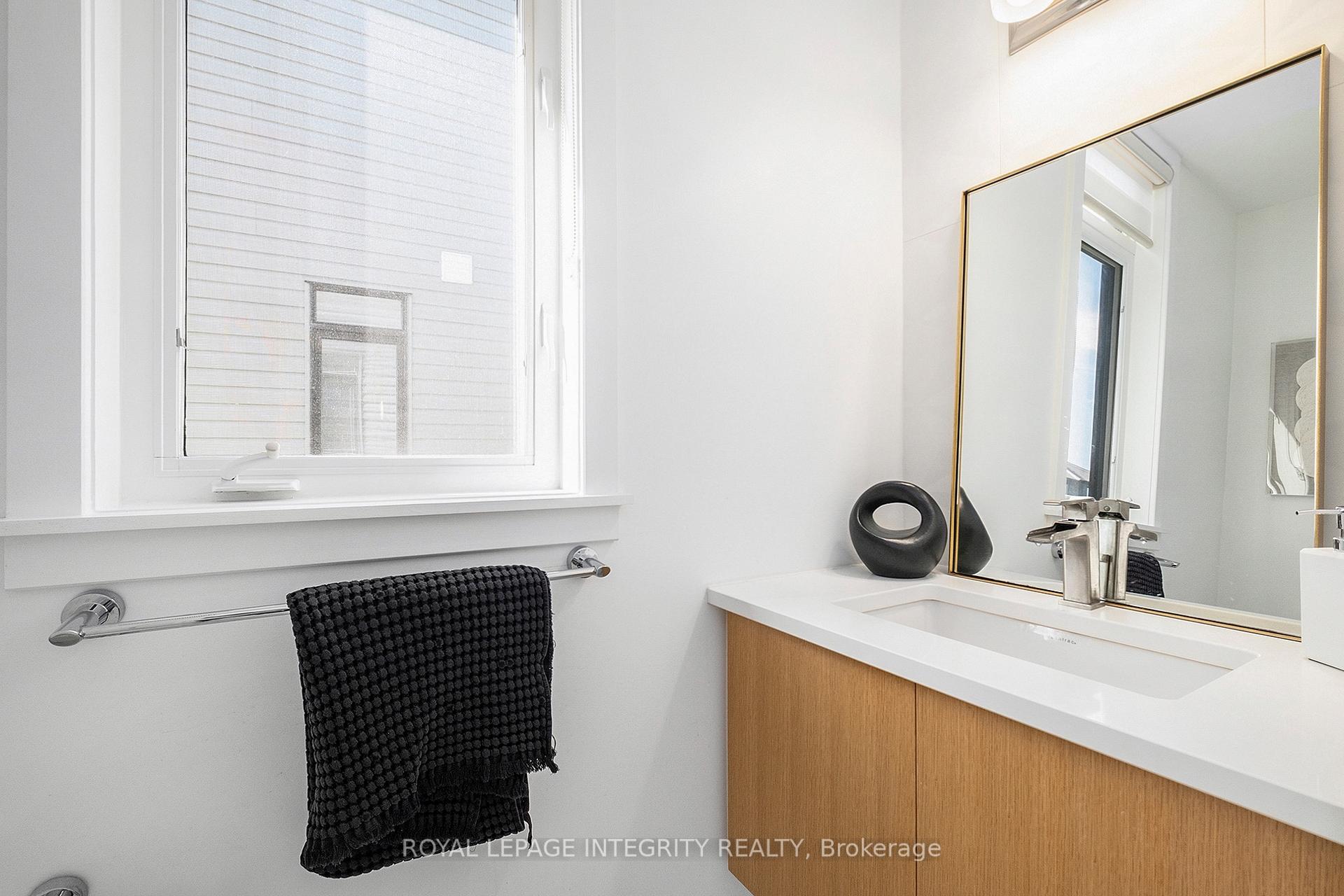 Photo 19 of 860 Solarium Avenue, Ottawa, Riverside South/Gloucester Glen — HOMEH