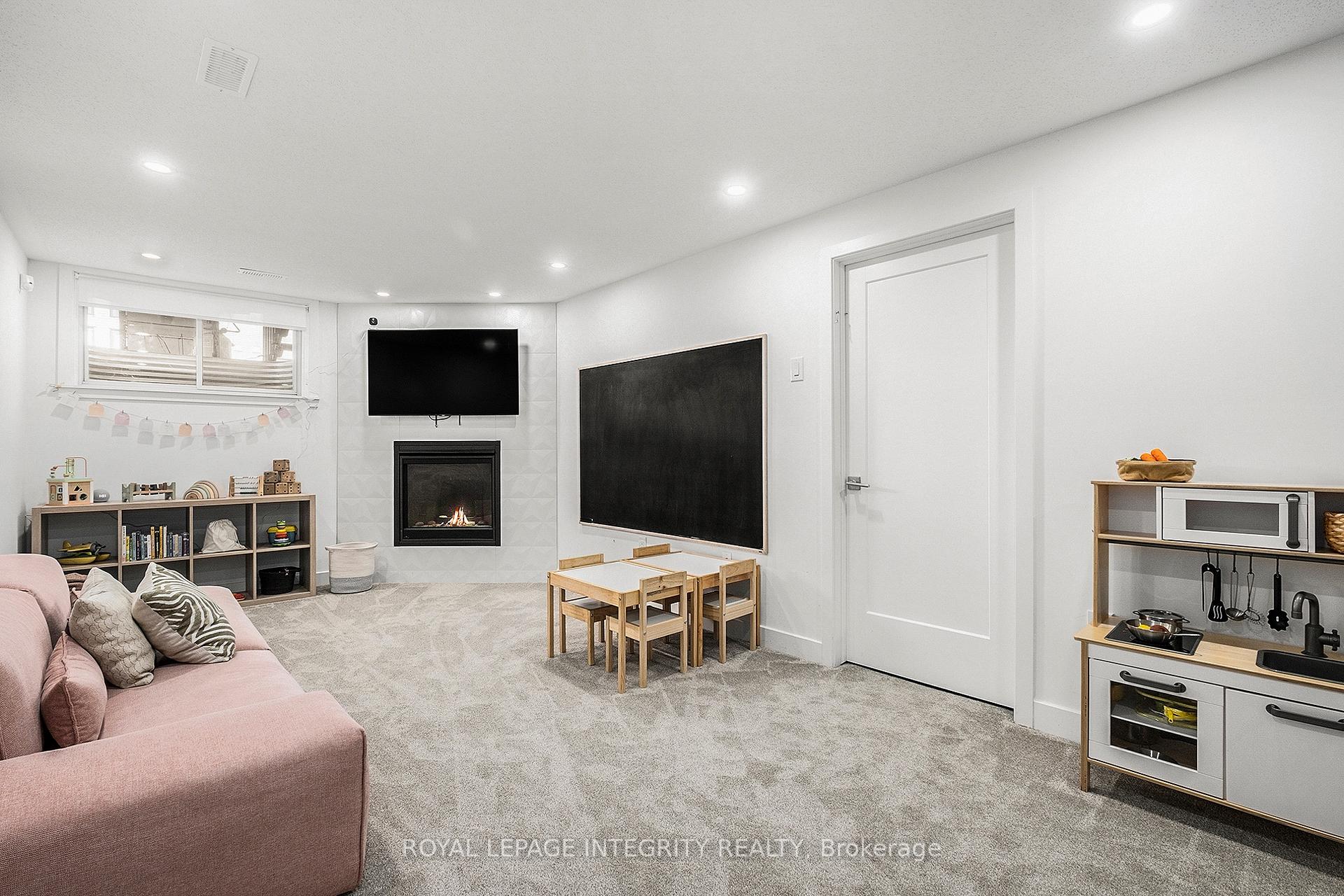 Photo 33 of 860 Solarium Avenue, Ottawa, Riverside South/Gloucester Glen — HOMEH