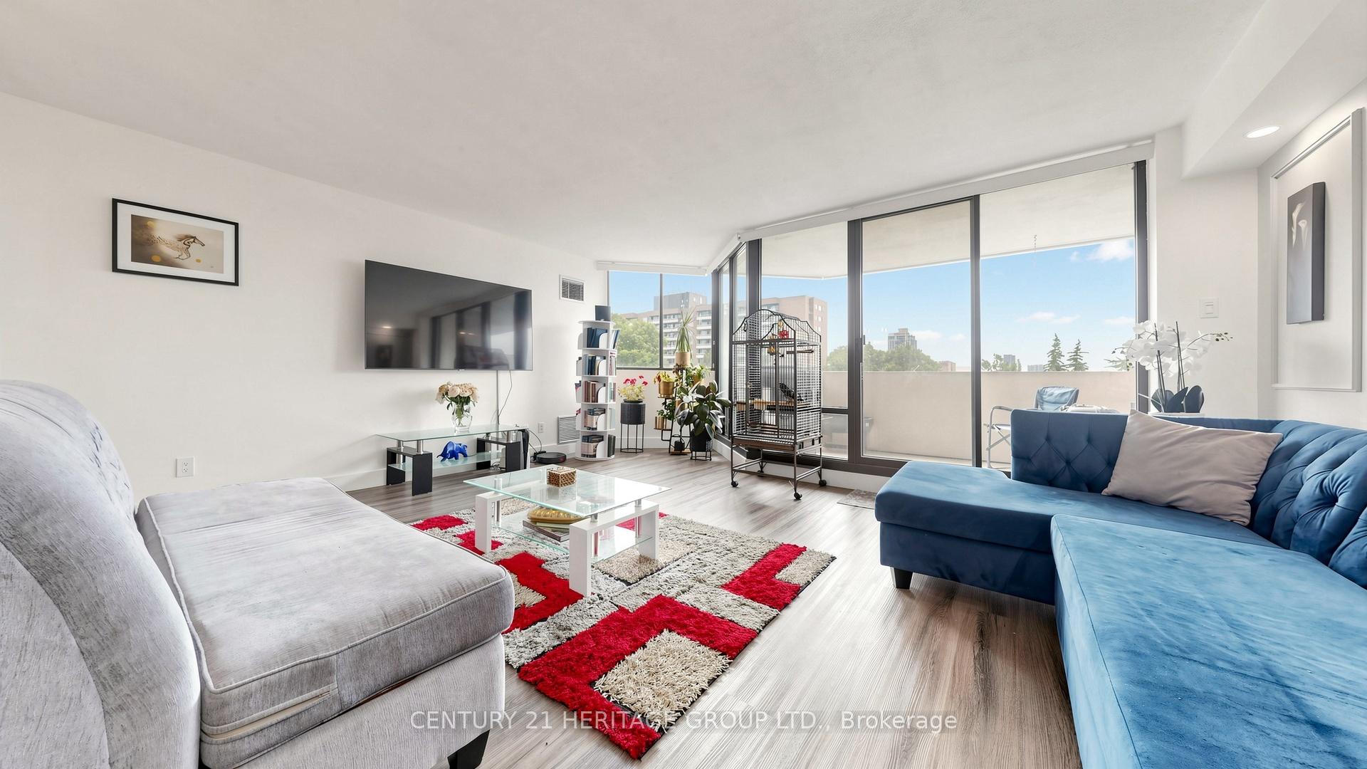 Photo 10 of Unit 406, 40 Baif Boulevard, Richmond Hill, North Richvale — HOMEH